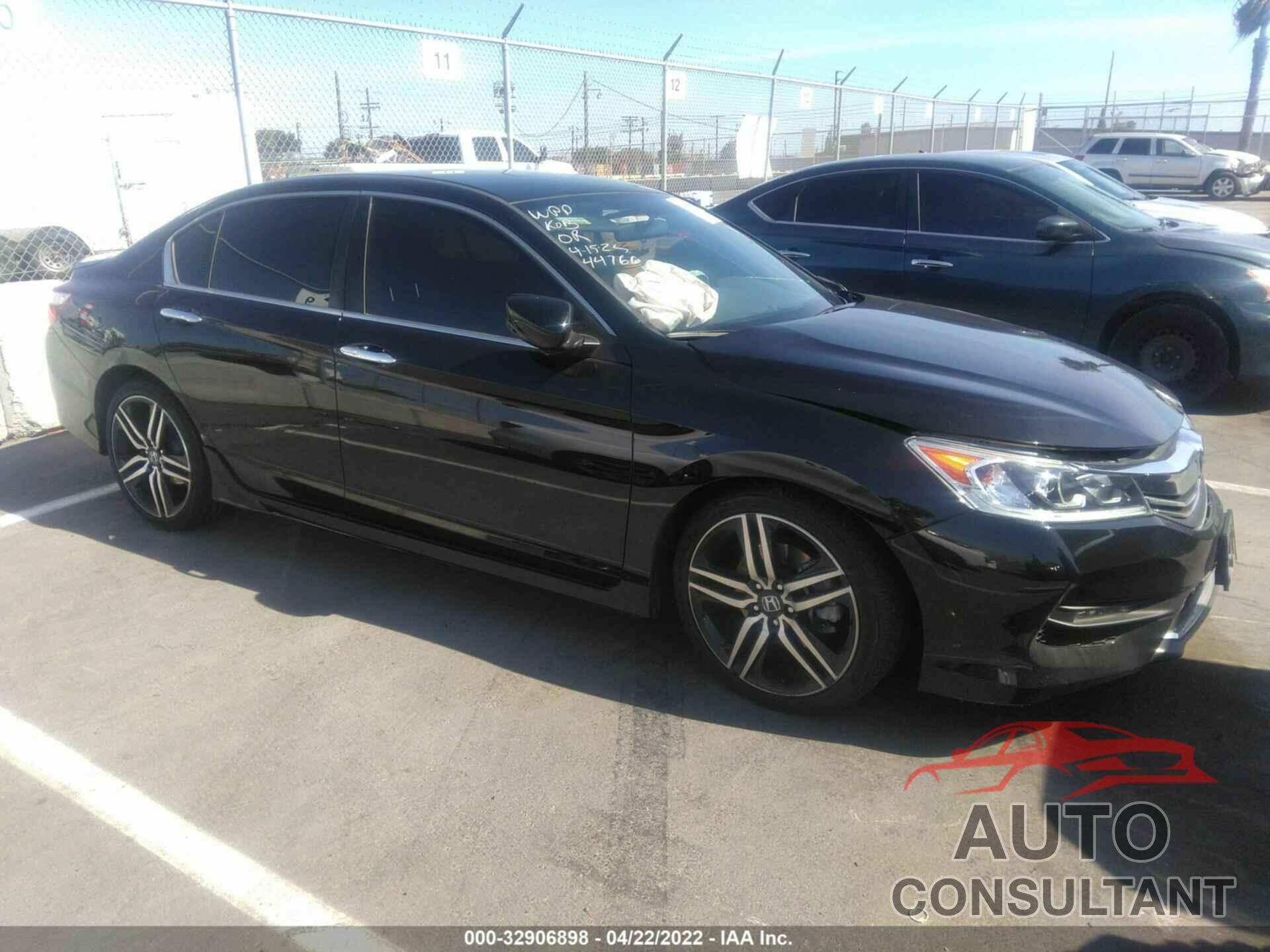 HONDA ACCORD SEDAN 2017 - 1HGCR2F50HA308035