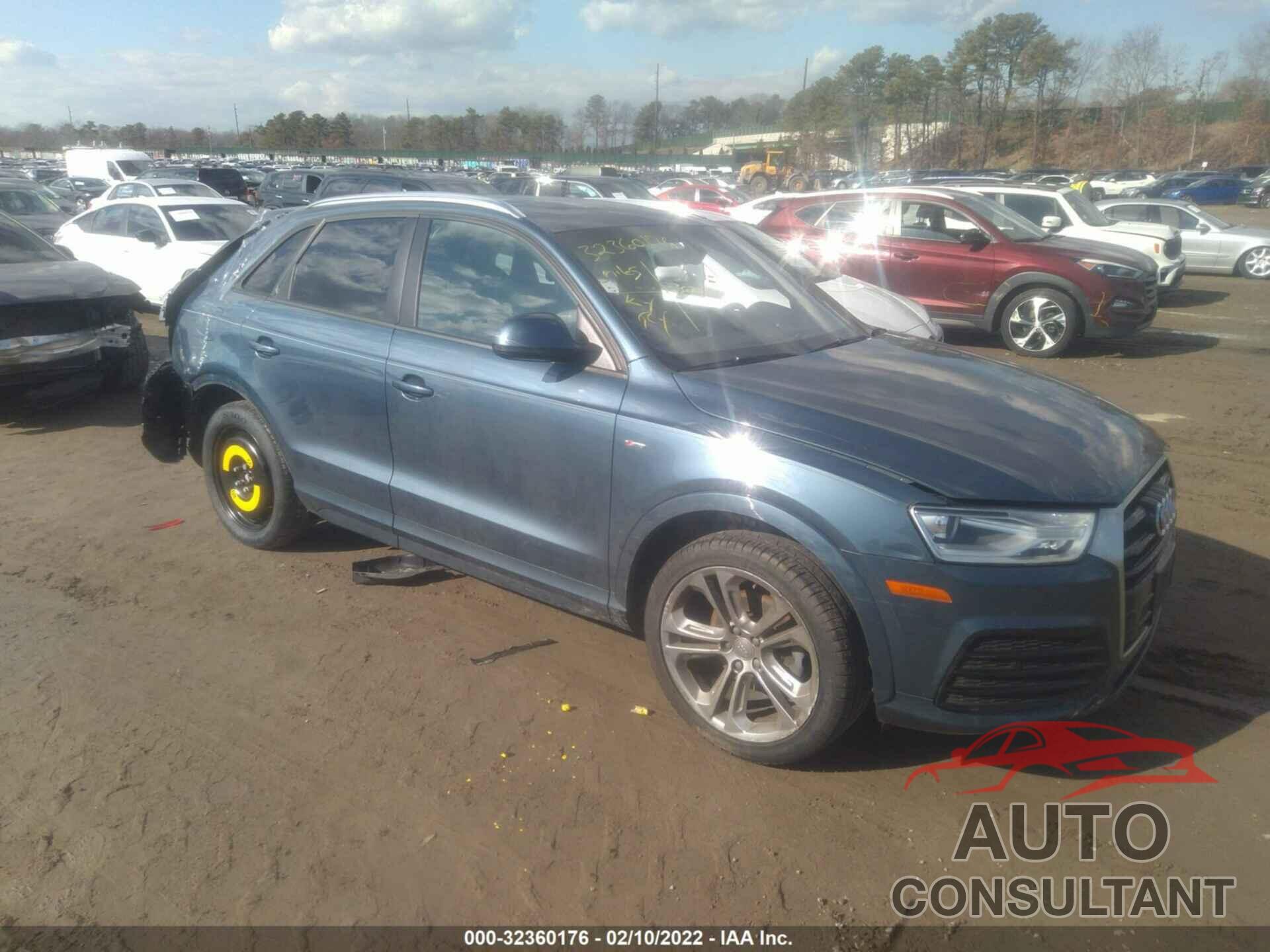 AUDI Q3 2018 - WA1ECCFS3JR024517