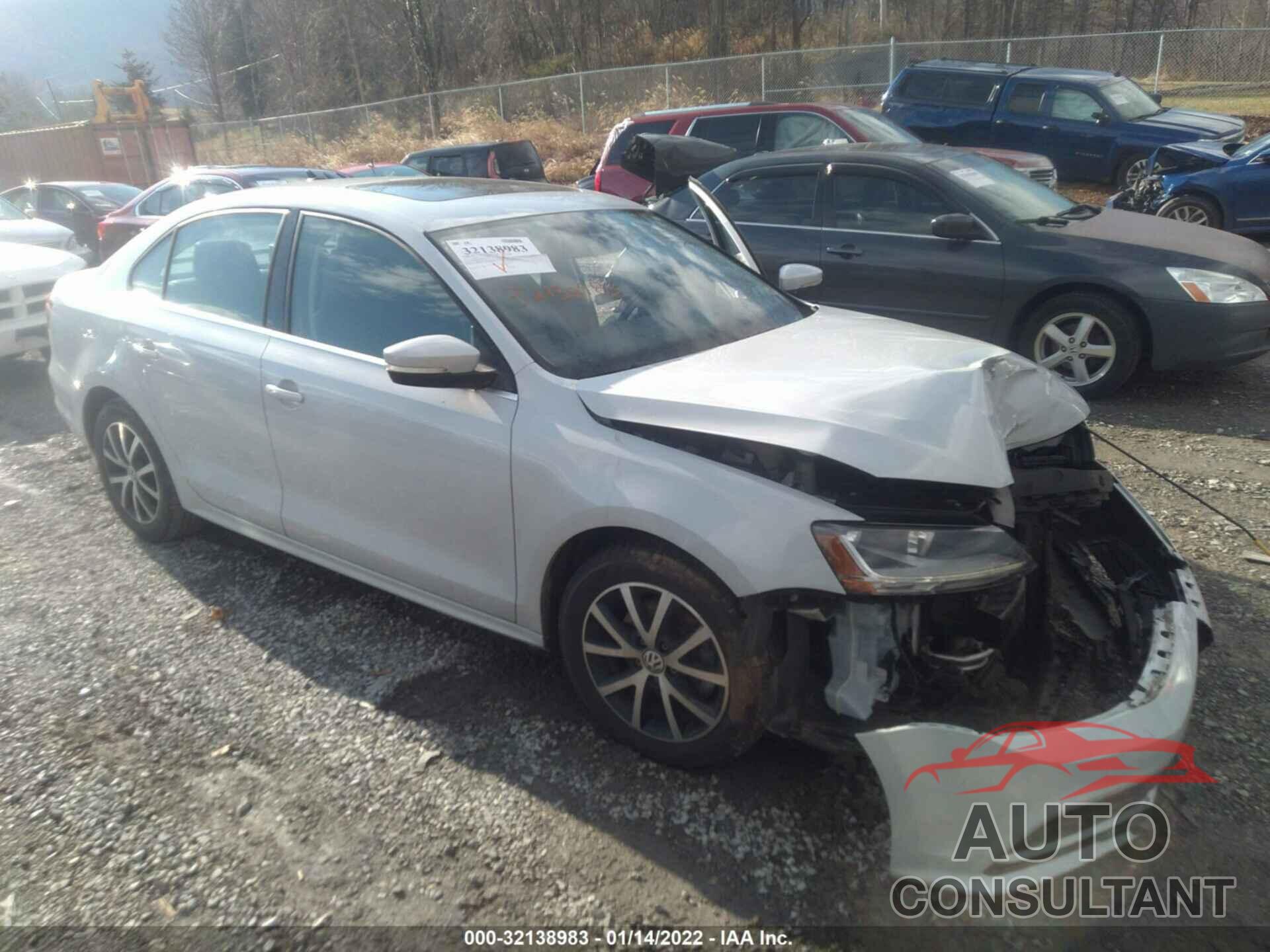 VOLKSWAGEN JETTA 2017 - 3VWDB7AJ7HM352431