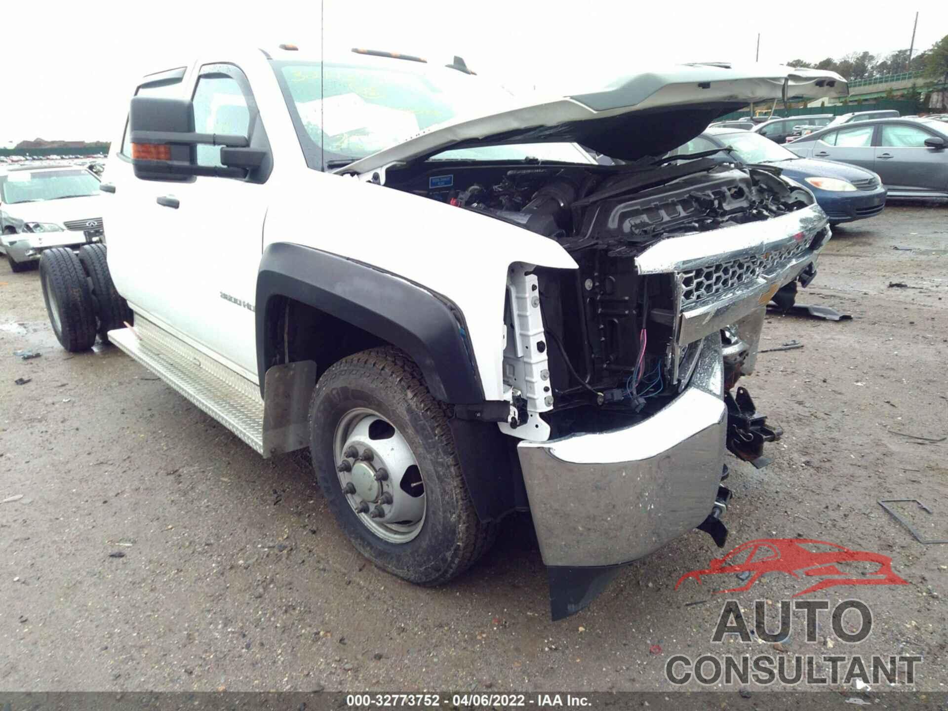 CHEVROLET SILVERADO 3500HD 2019 - 1GB4KVCY8KF125875