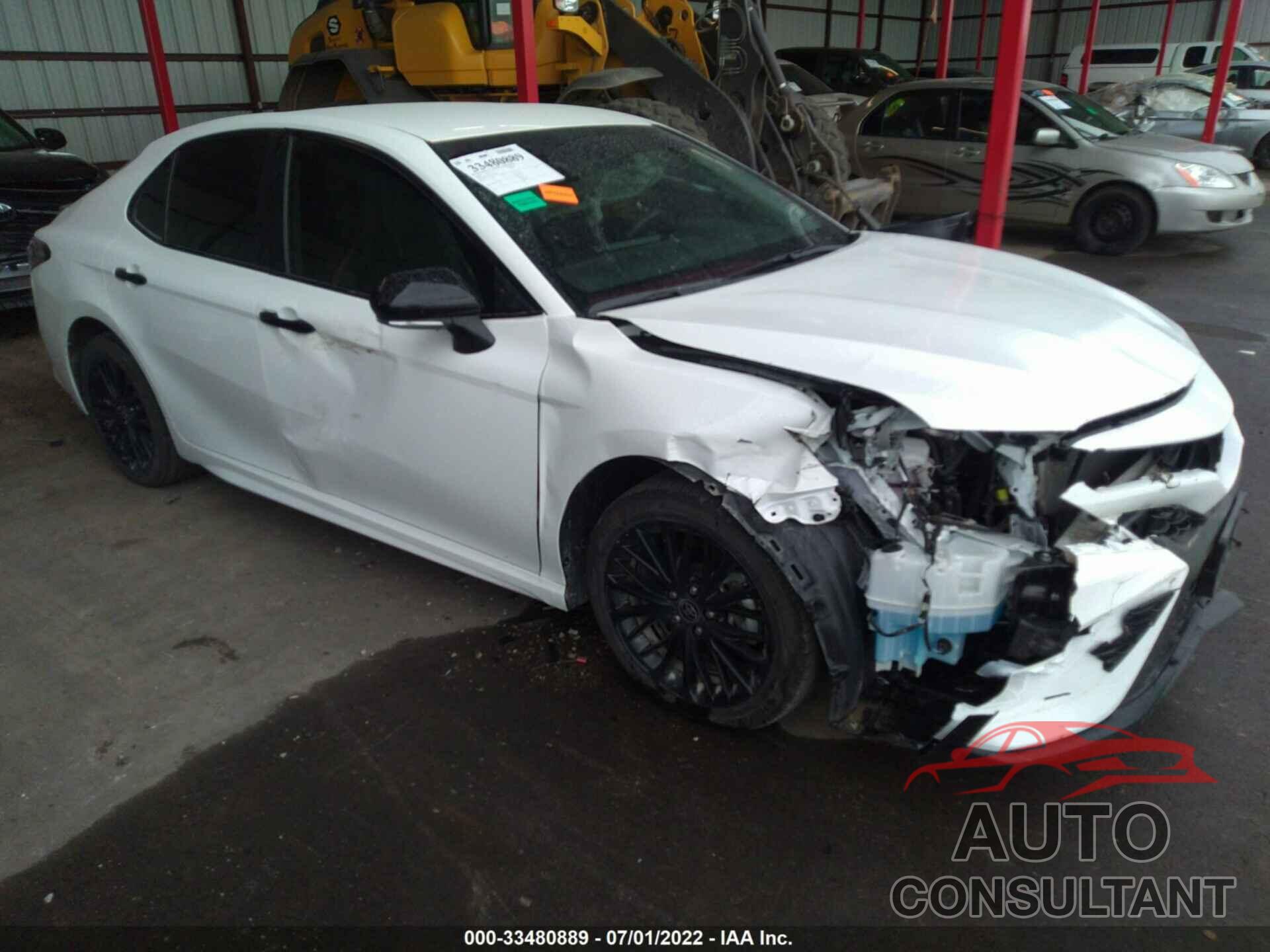 TOYOTA CAMRY 2022 - 4T1G11BK7NU056030