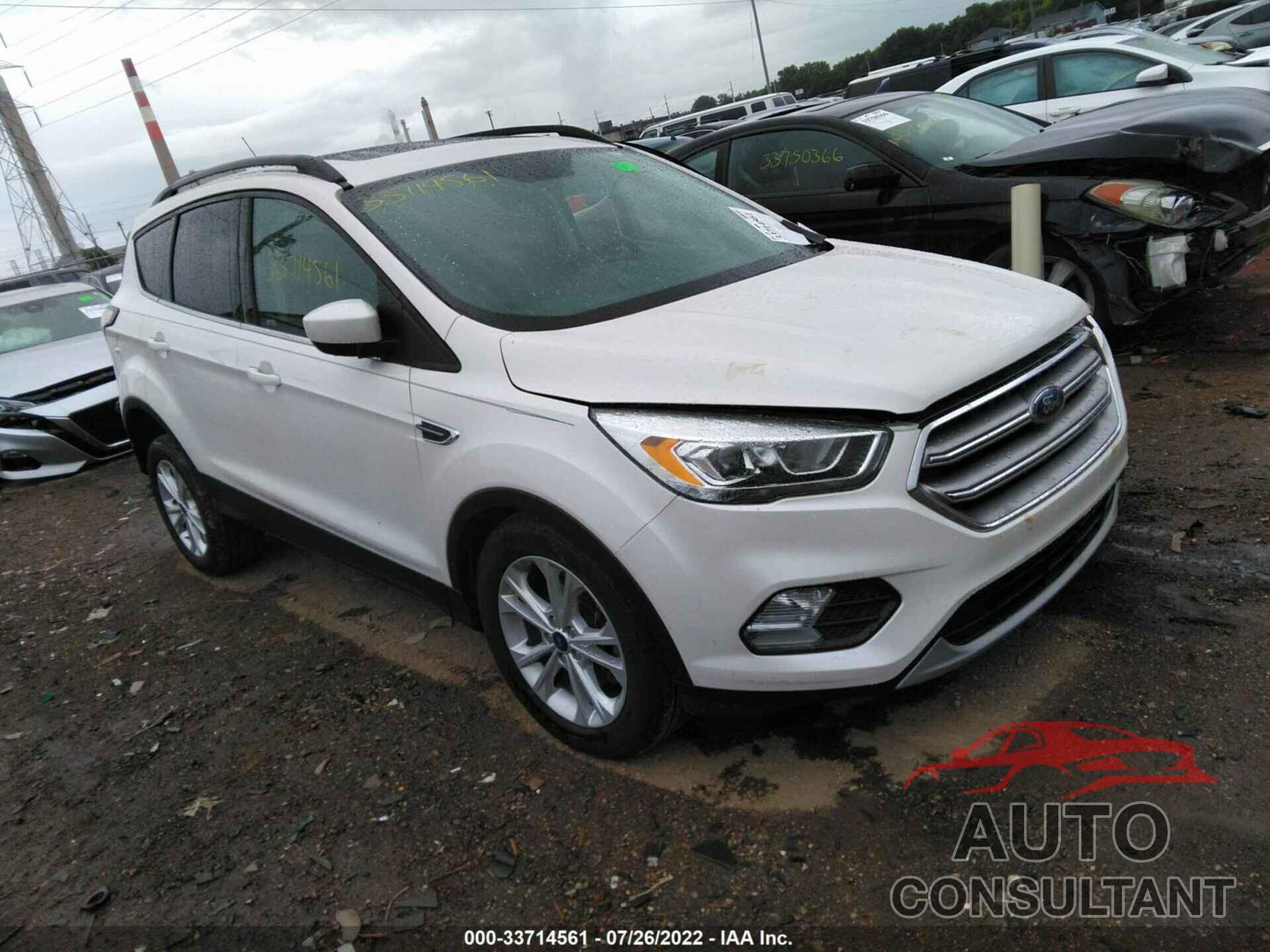 FORD ESCAPE 2017 - 1FMCU9GD0HUC86642