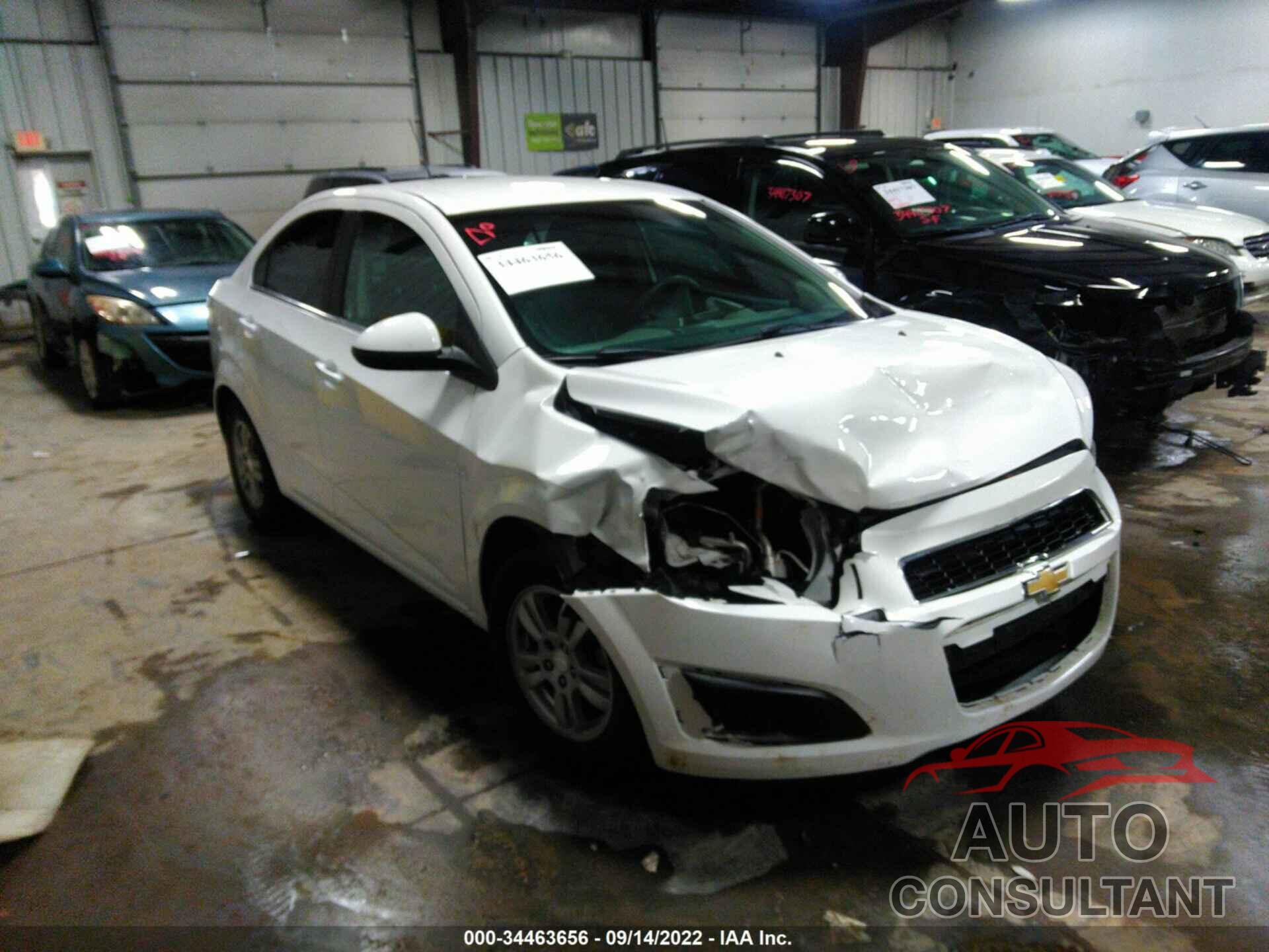 CHEVROLET SONIC 2016 - 1G1JC5SH9G4186001