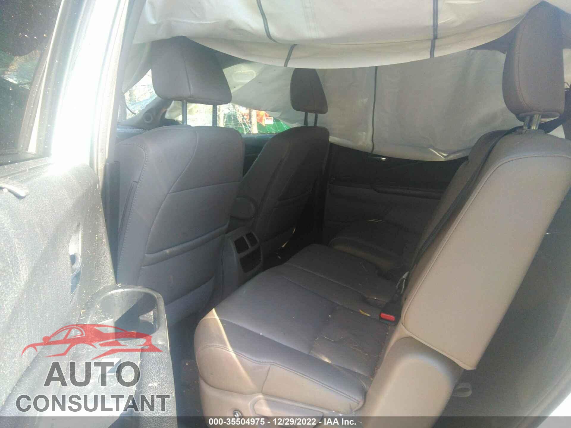 HONDA PILOT 2017 - 5FNYF6H90HB040101