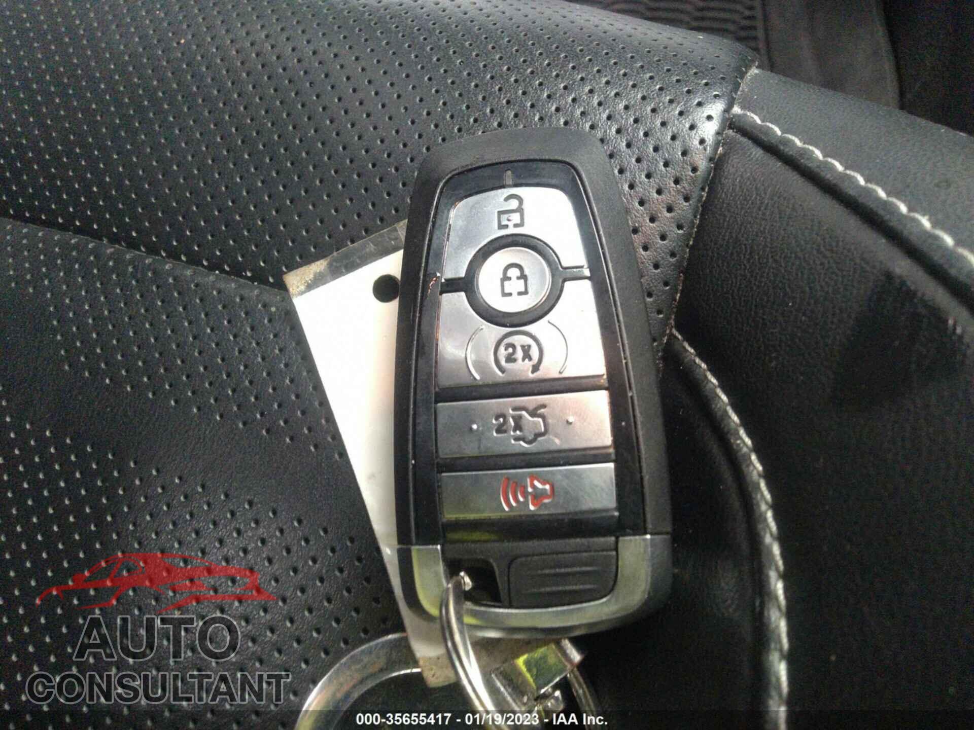 FORD MUSTANG 2020 - 1FA6P8TH0L5149107