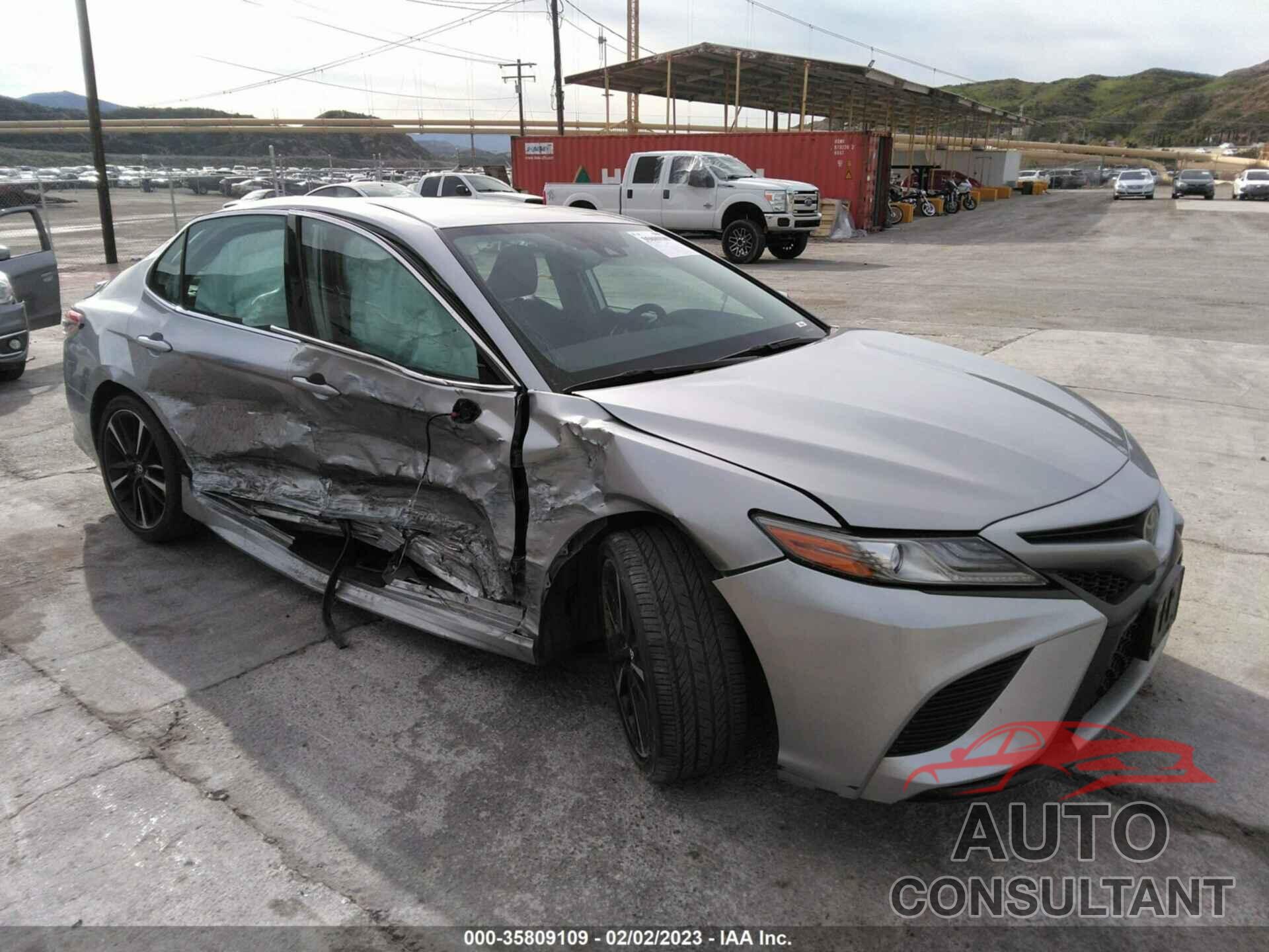 TOYOTA CAMRY 2019 - 4T1B61HK8KU780372