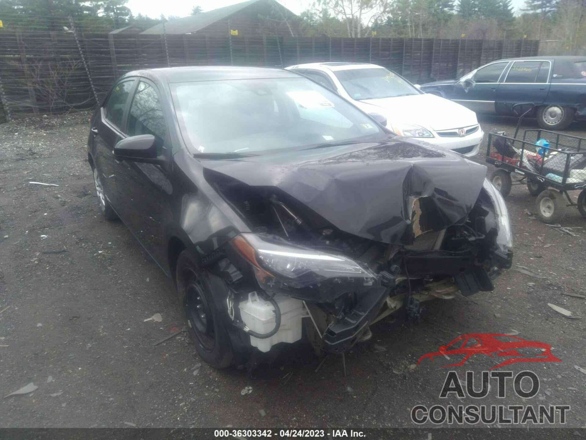 TOYOTA COROLLA 2018 - 5YFBURHE4JP812829