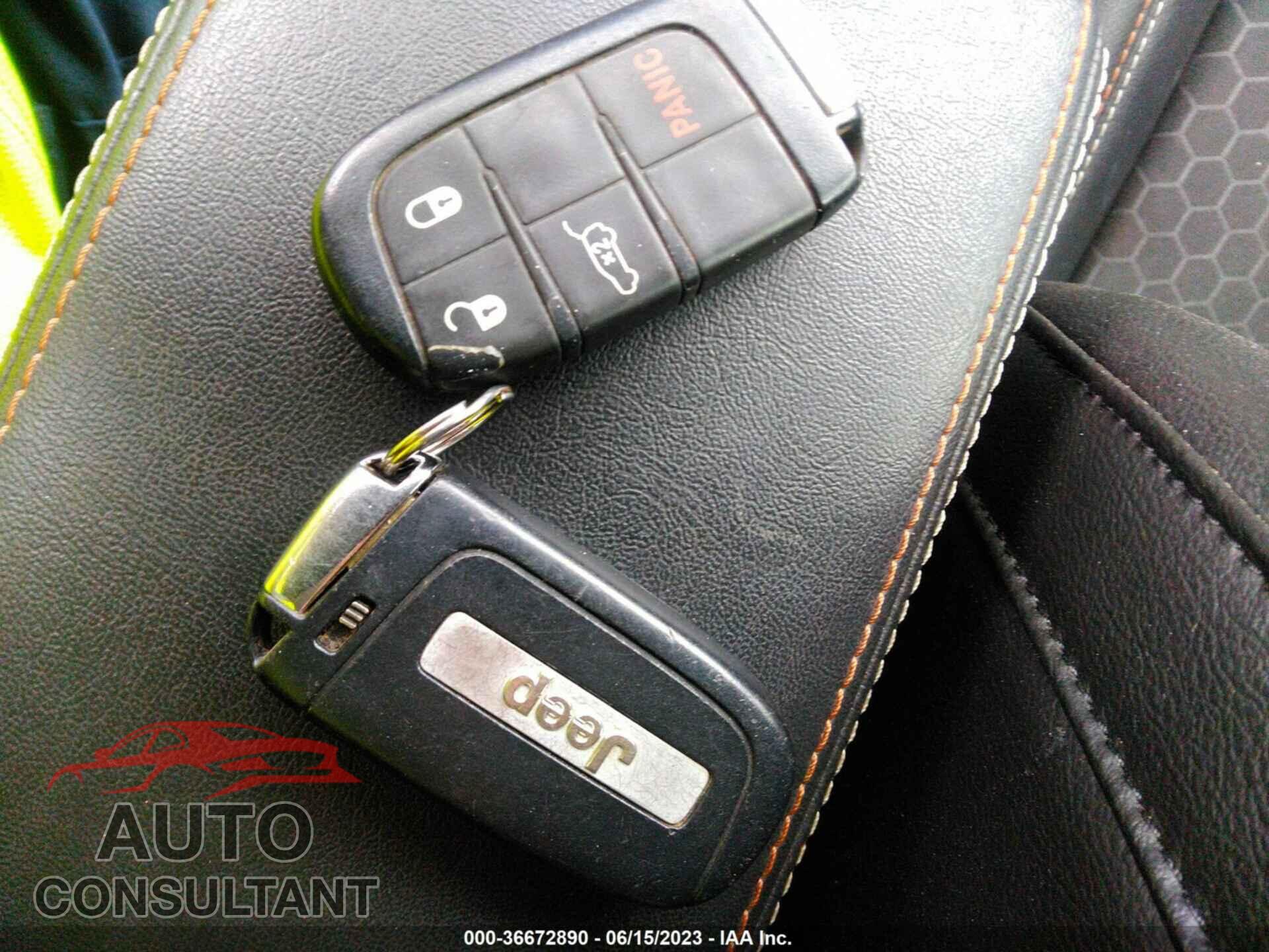 JEEP COMPASS 2020 - 3C4NJCBB6LT158658