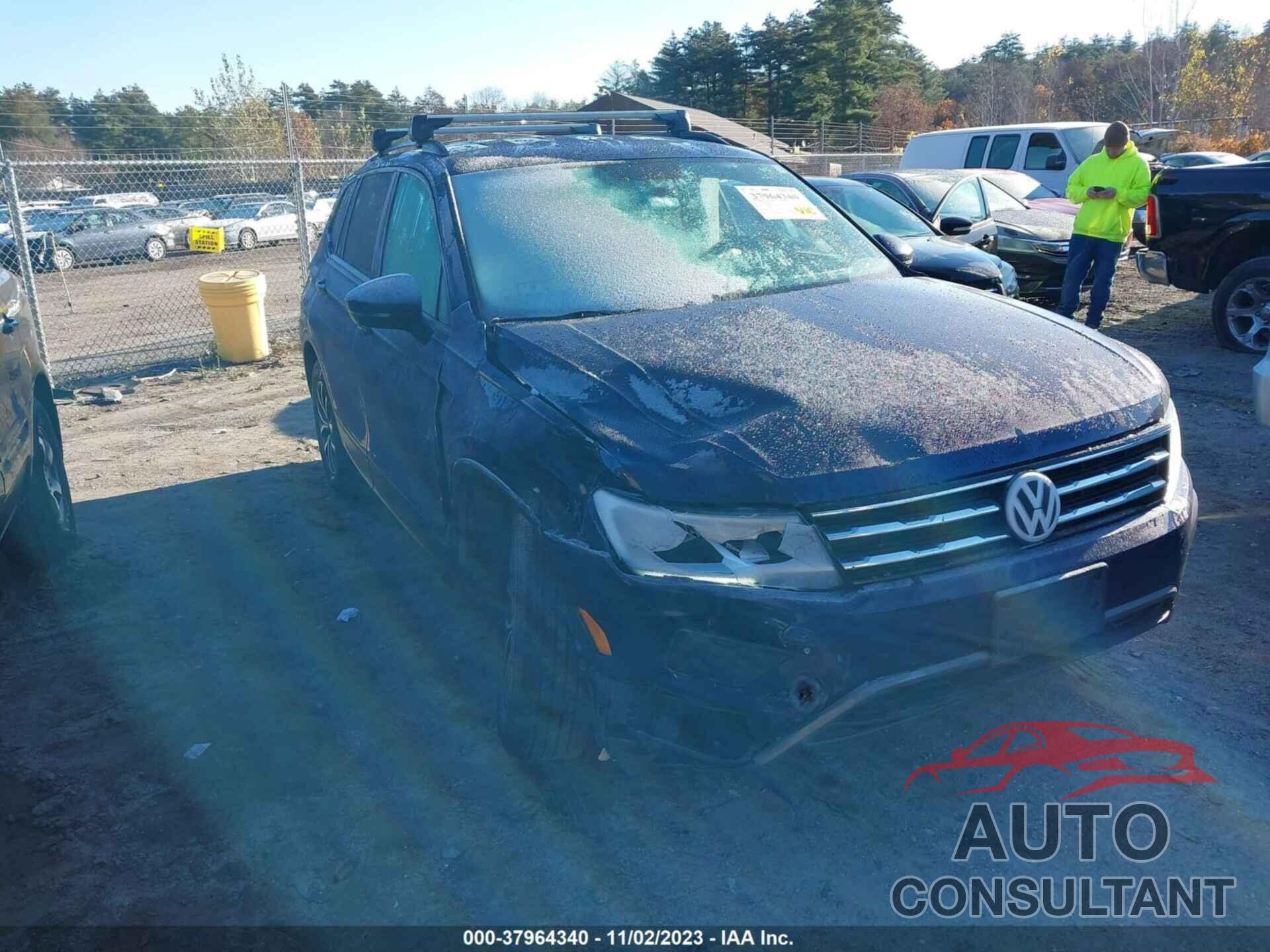 VOLKSWAGEN TIGUAN 2021 - 3VV0B7AX9MM022369