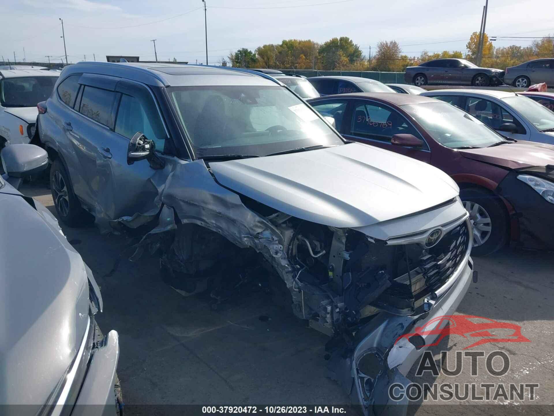 TOYOTA HIGHLANDER 2021 - 5TDHZRBH3MS557732