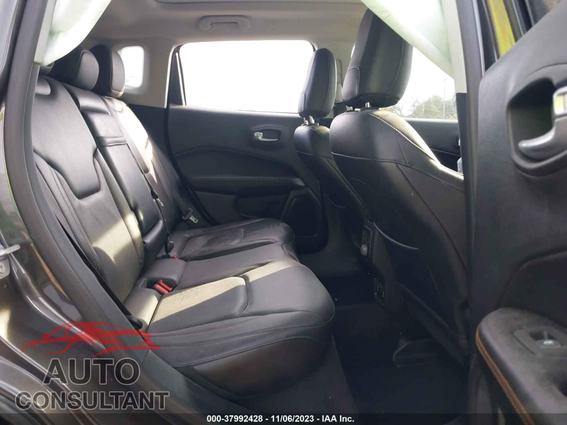 JEEP COMPASS 2017 - 3C4NJDCB6HT671890