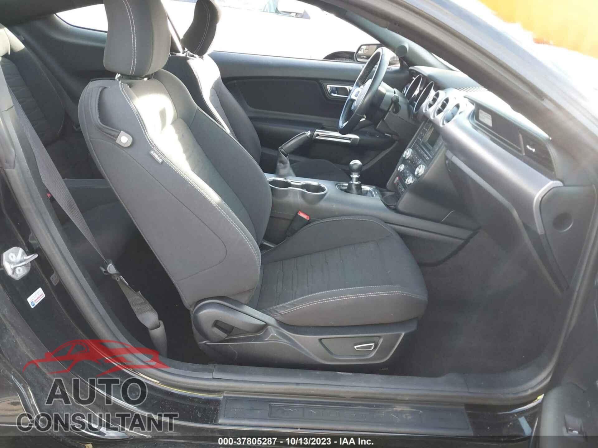 FORD MUSTANG 2017 - 1FA6P8TH2H5288078