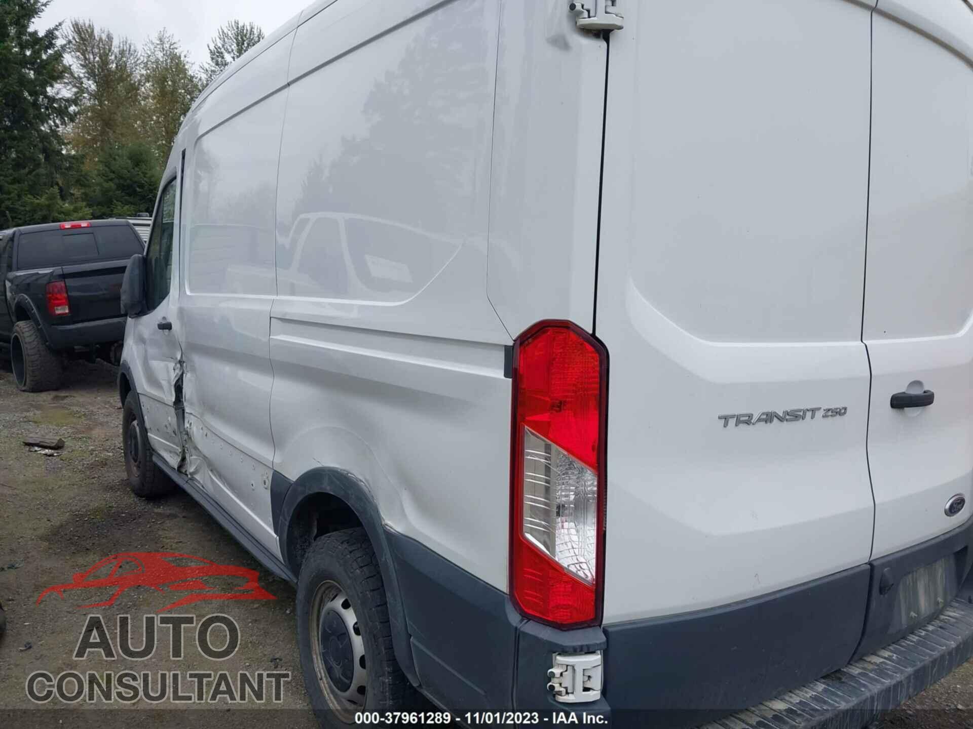 FORD TRANSIT 2016 - 1FTYR1CM8GKA67294
