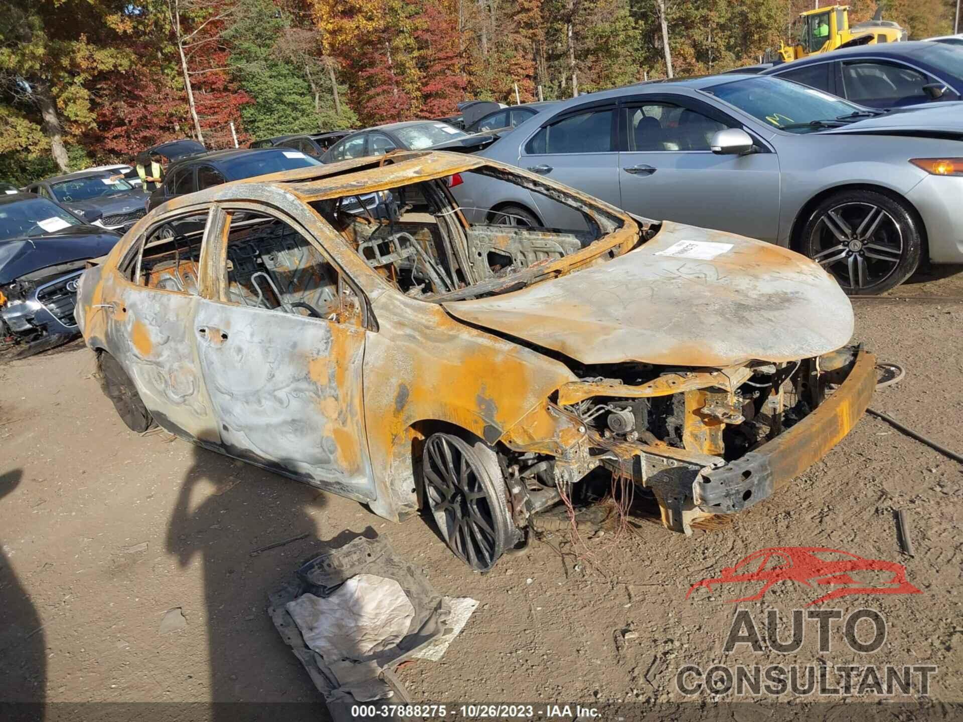 TOYOTA COROLLA 2017 - 5YFBURHE3HP636317