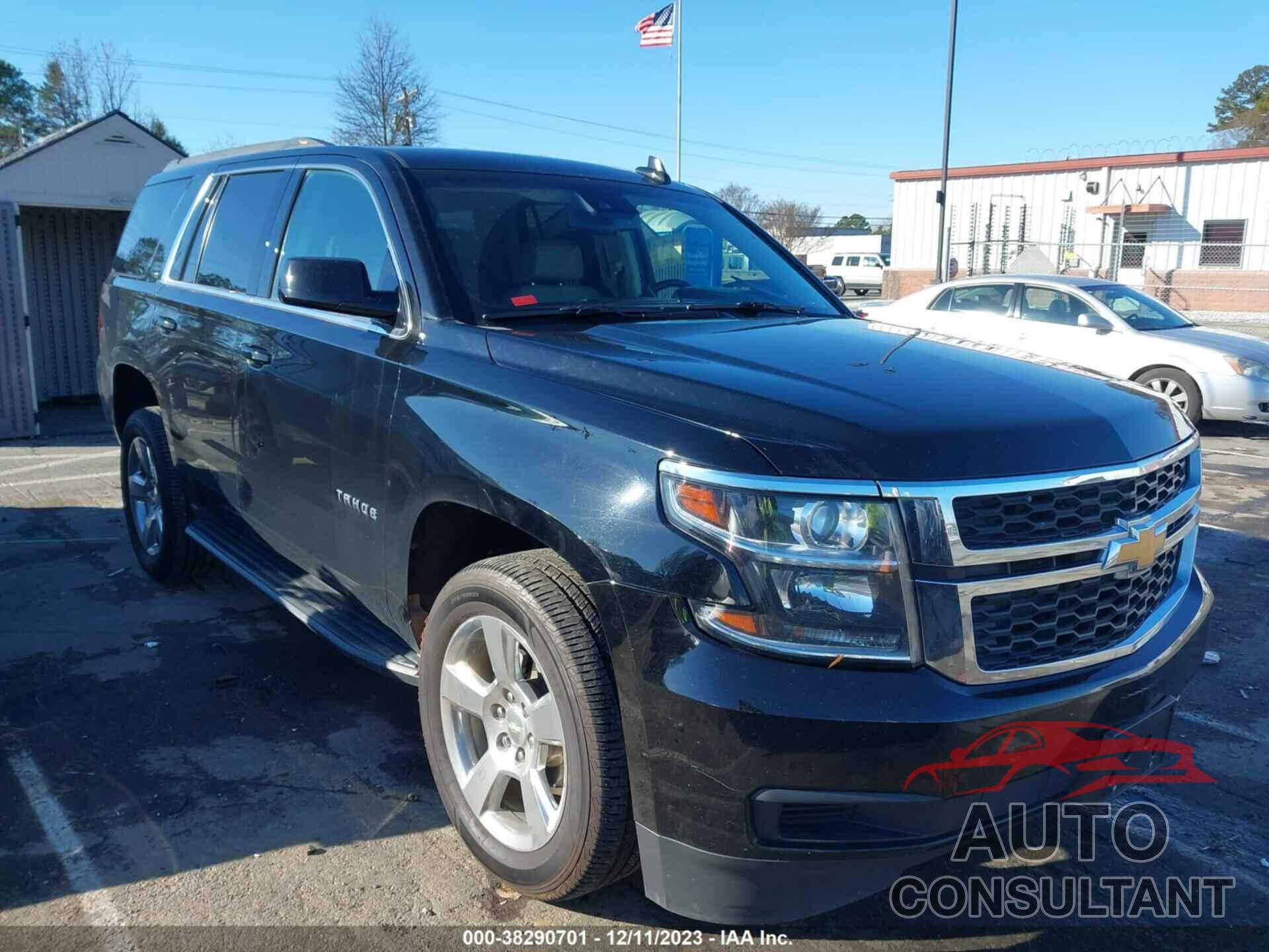 CHEVROLET TAHOE 2017 - 1GNSCBKC7HR374915