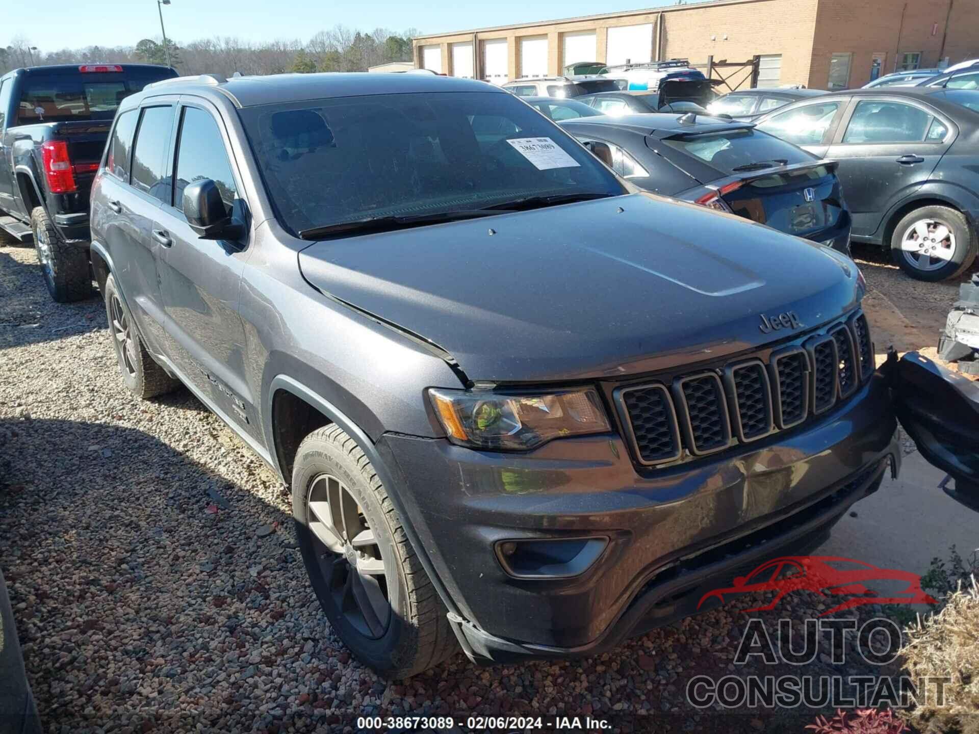 JEEP GRAND CHEROKEE 2017 - 1C4RJEAG6HC717428