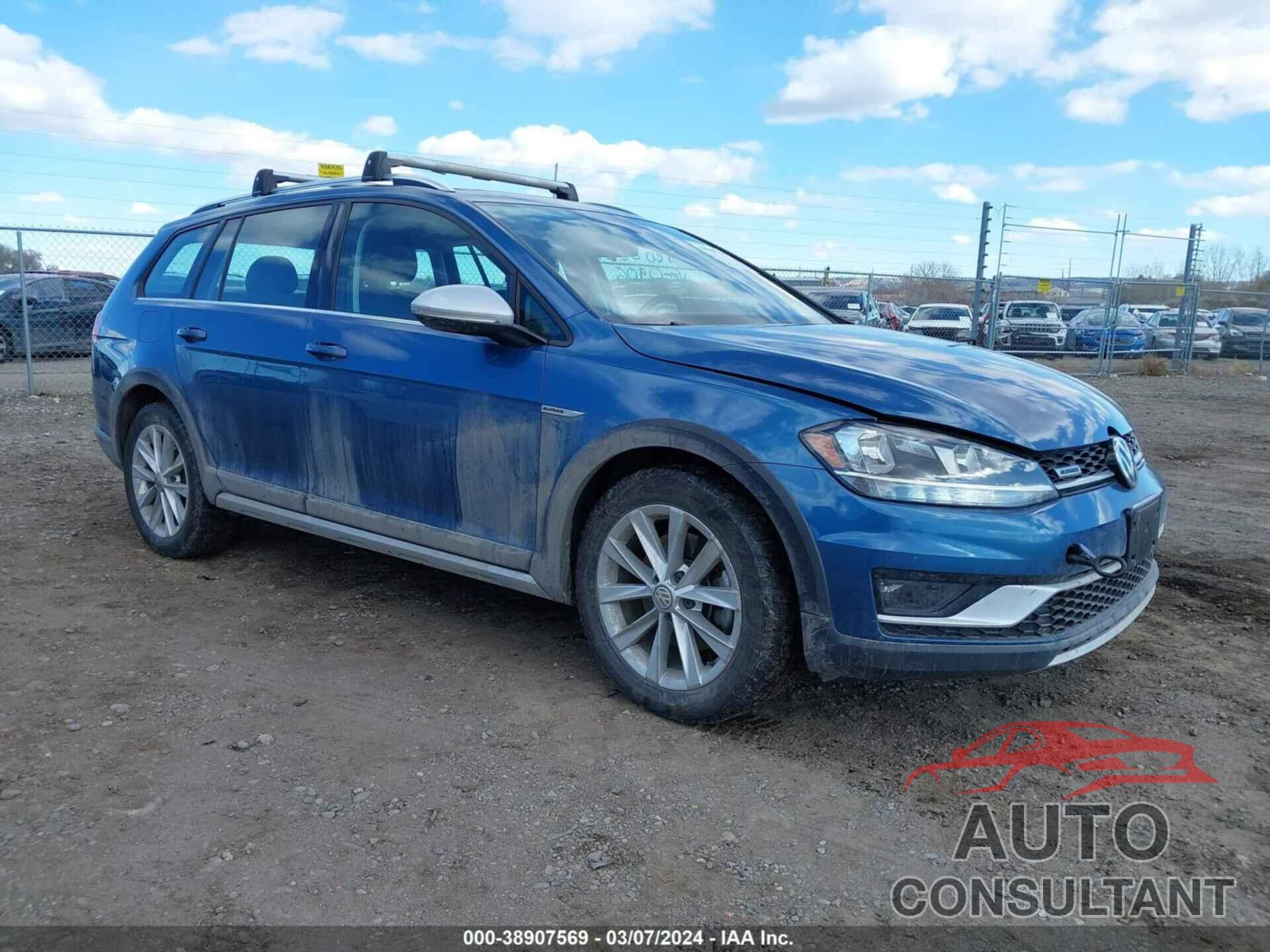 VOLKSWAGEN GOLF ALLTRACK 2018 - 3VWH17AU7JM750906