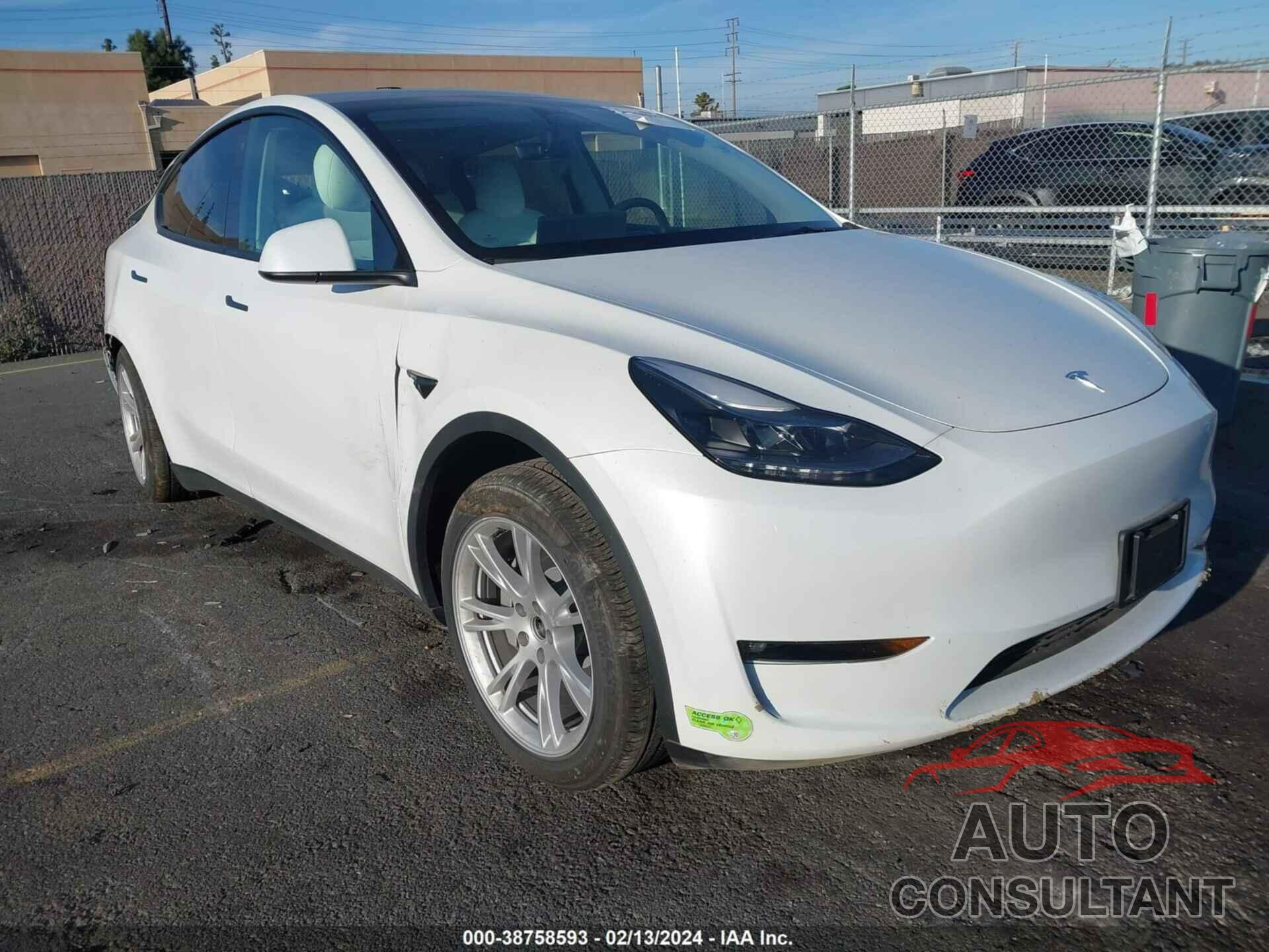 TESLA MODEL Y 2023 - 7SAYGDEE0PF632683
