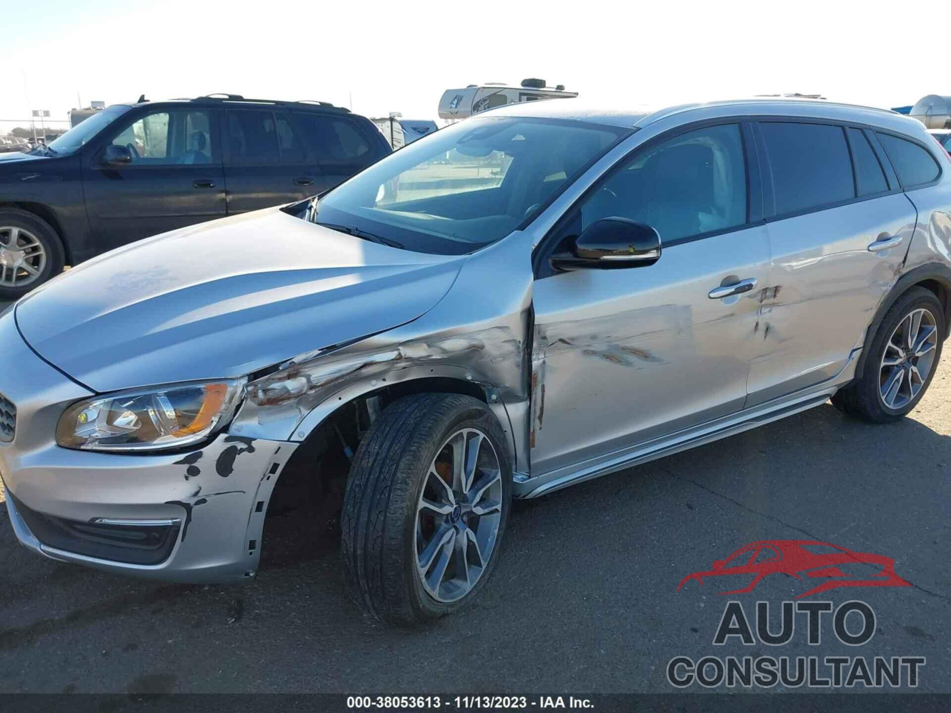 VOLVO V60 CROSS COUNTRY 2018 - YV440MWK7J2056120