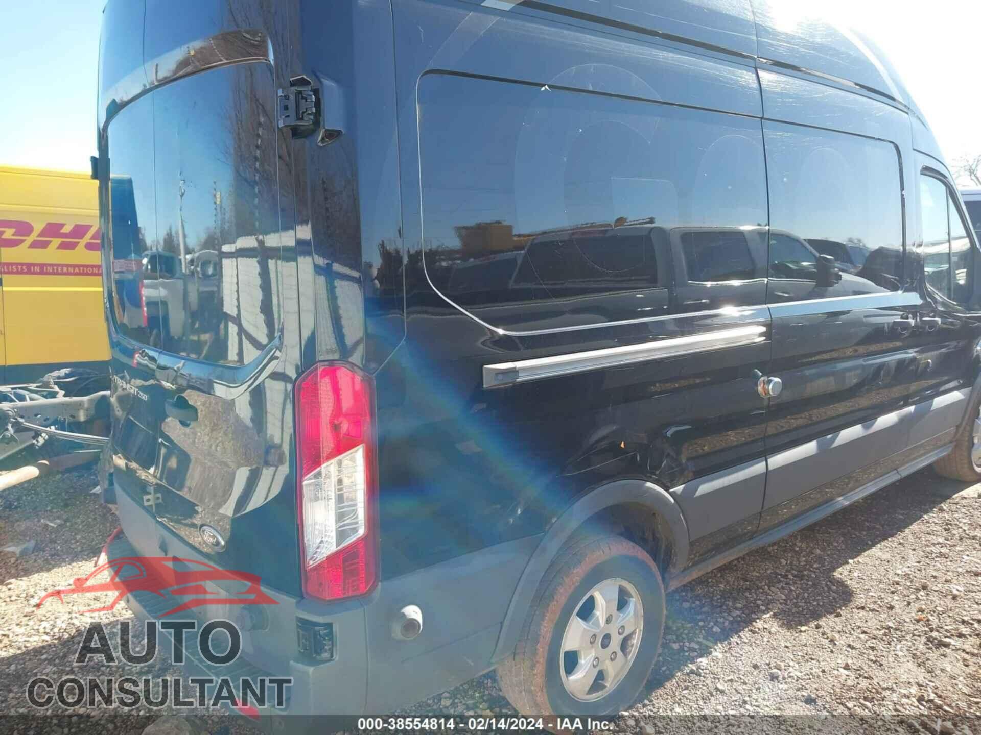 FORD TRANSIT-250 2017 - 1FTYR2XM2HKB16152