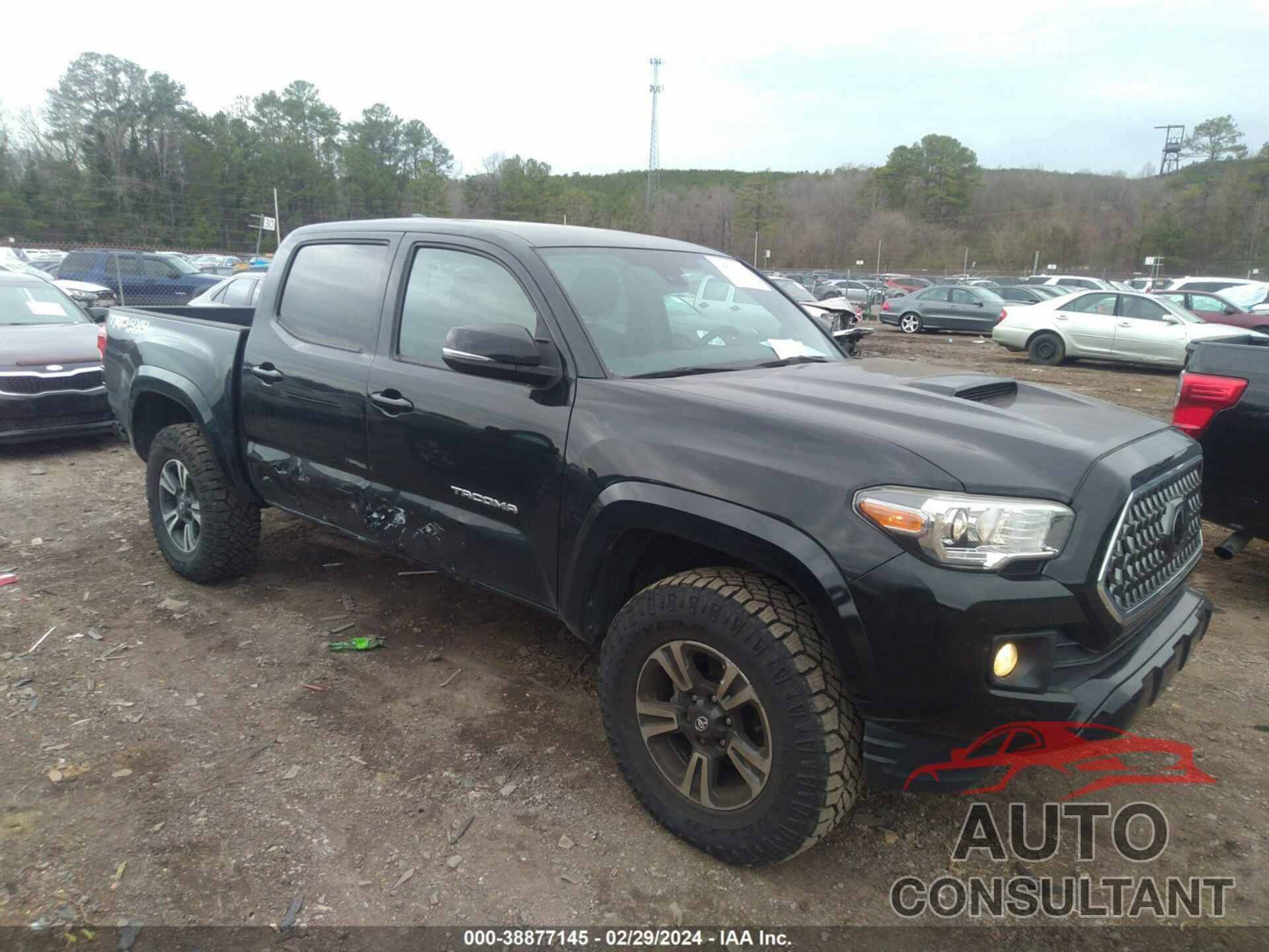 TOYOTA TACOMA 2018 - 3TMCZ5AN0JM187135