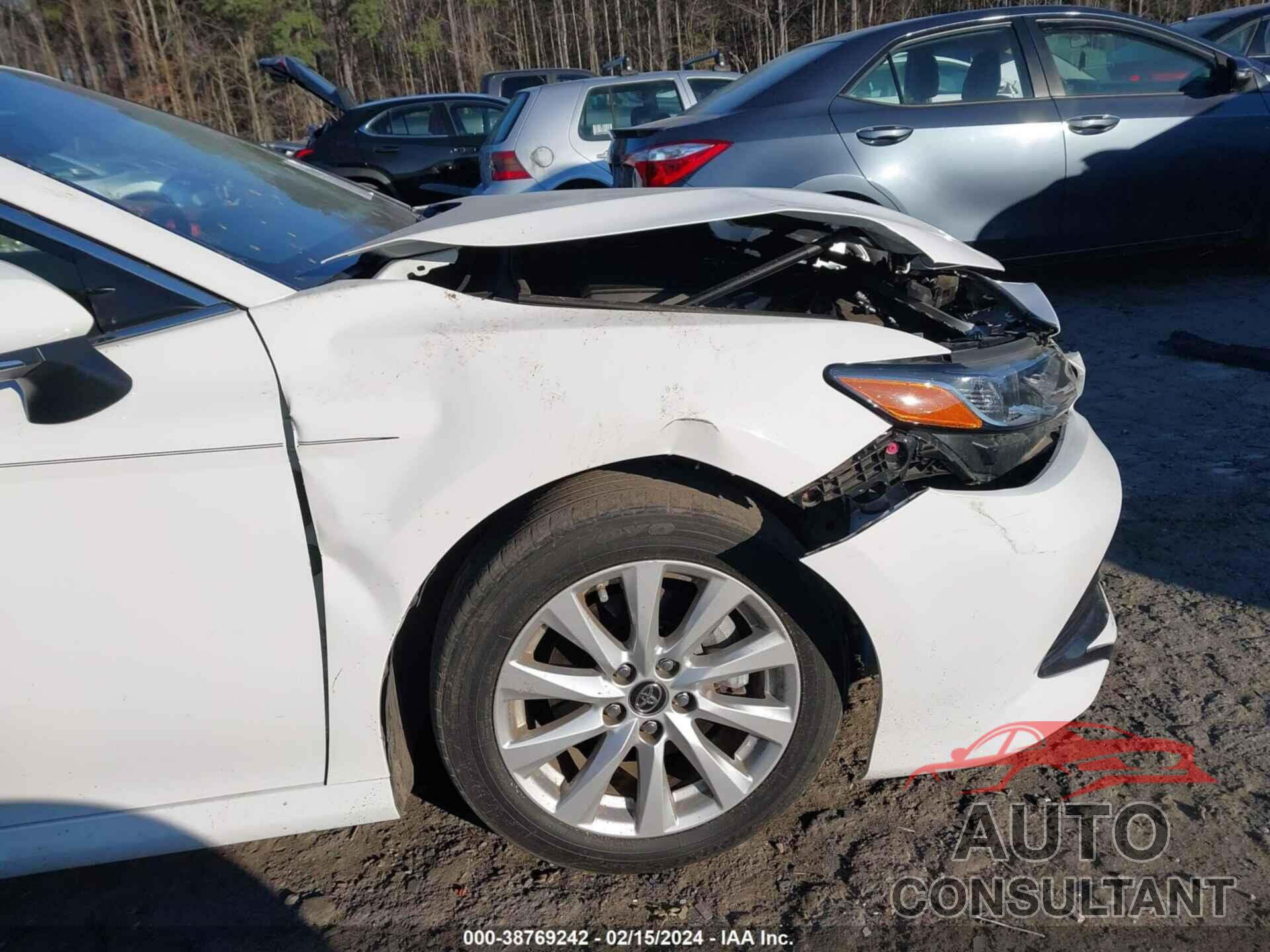 TOYOTA CAMRY 2018 - JTNB11HK8J3030389