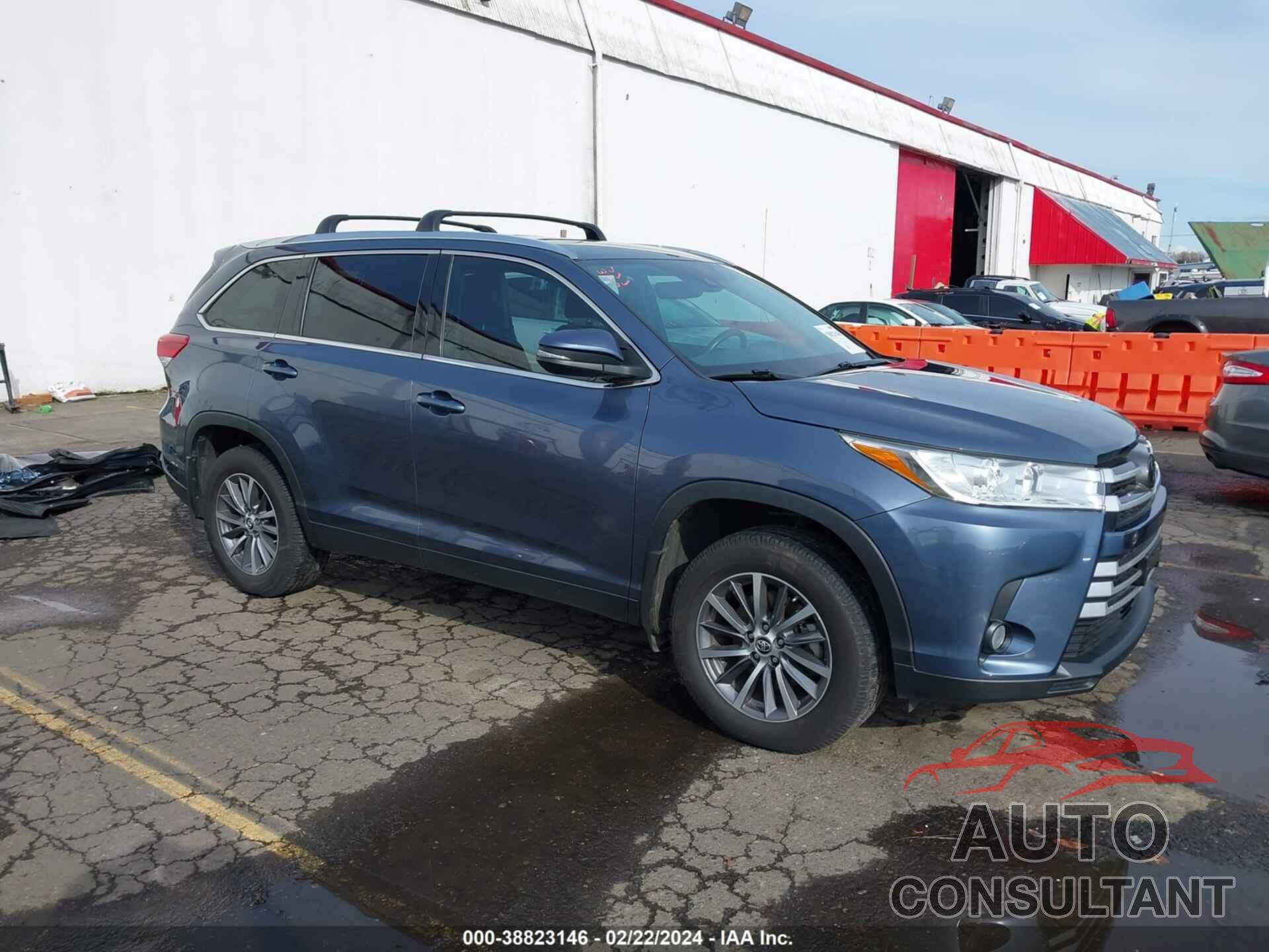 TOYOTA HIGHLANDER 2019 - 5TDJZRFHXKS955142