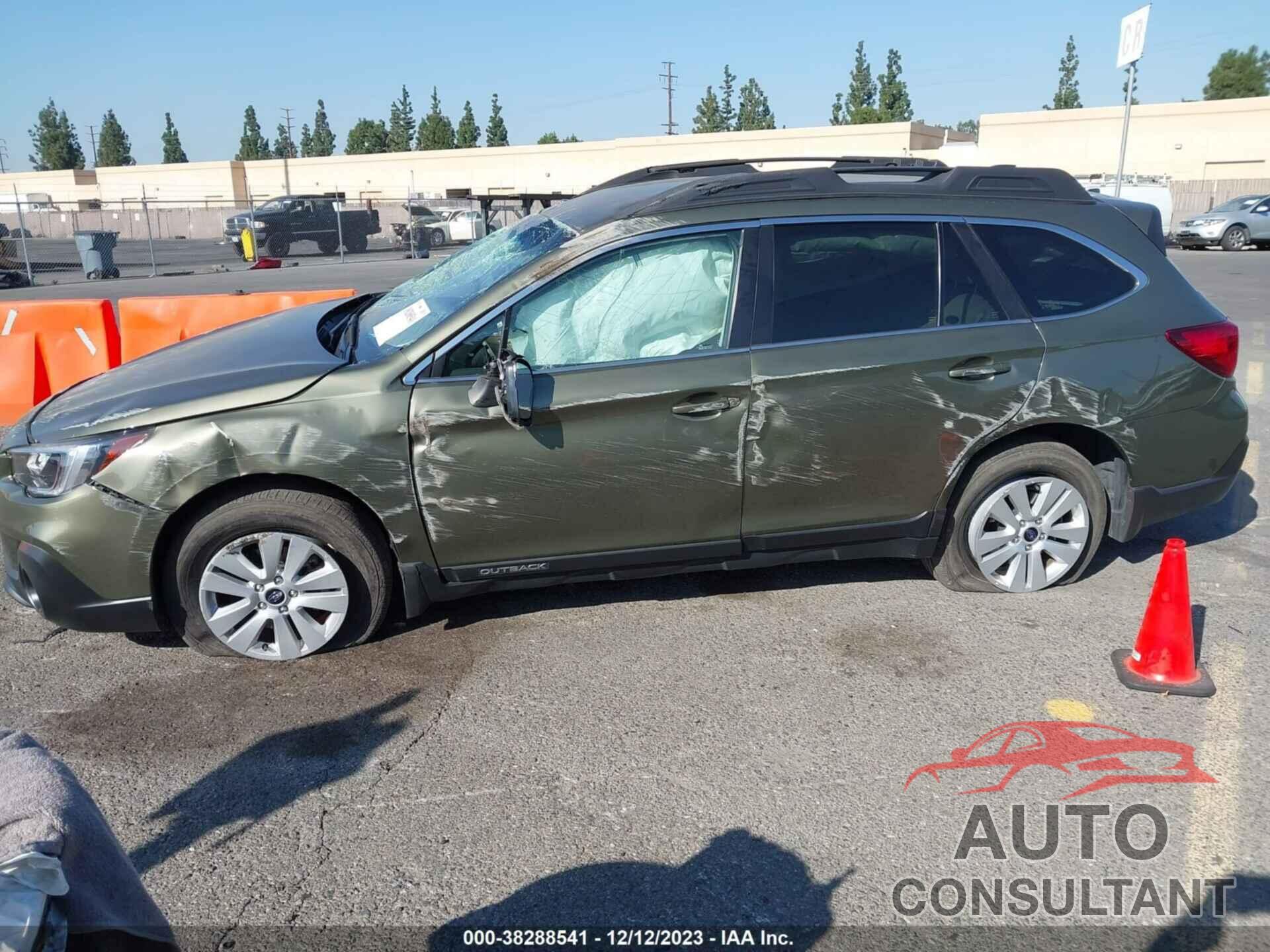 SUBARU OUTBACK 2018 - 4S4BSAFC1J3348041