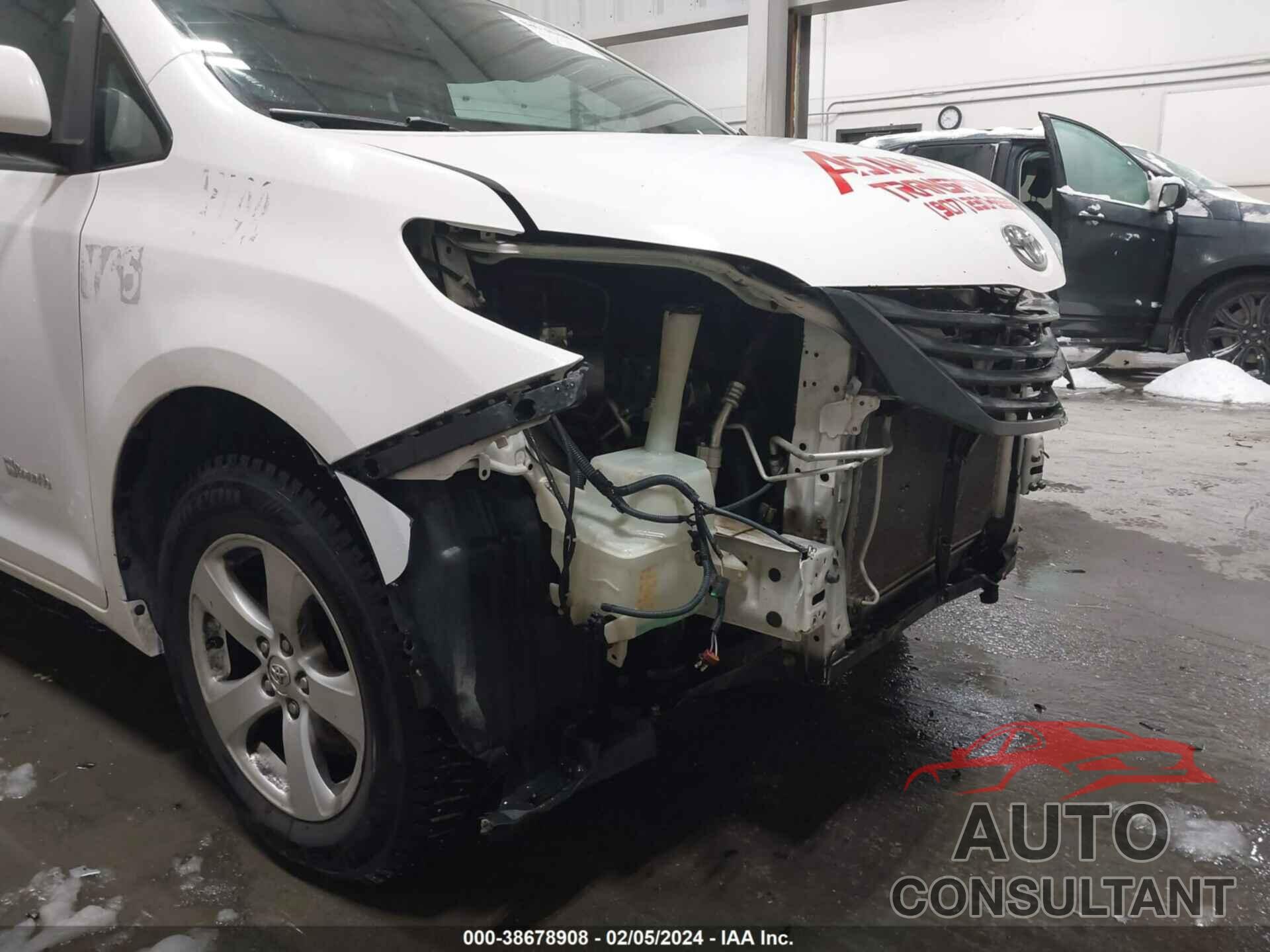 TOYOTA SIENNA 2017 - 5TDKZ3DC3HS863257