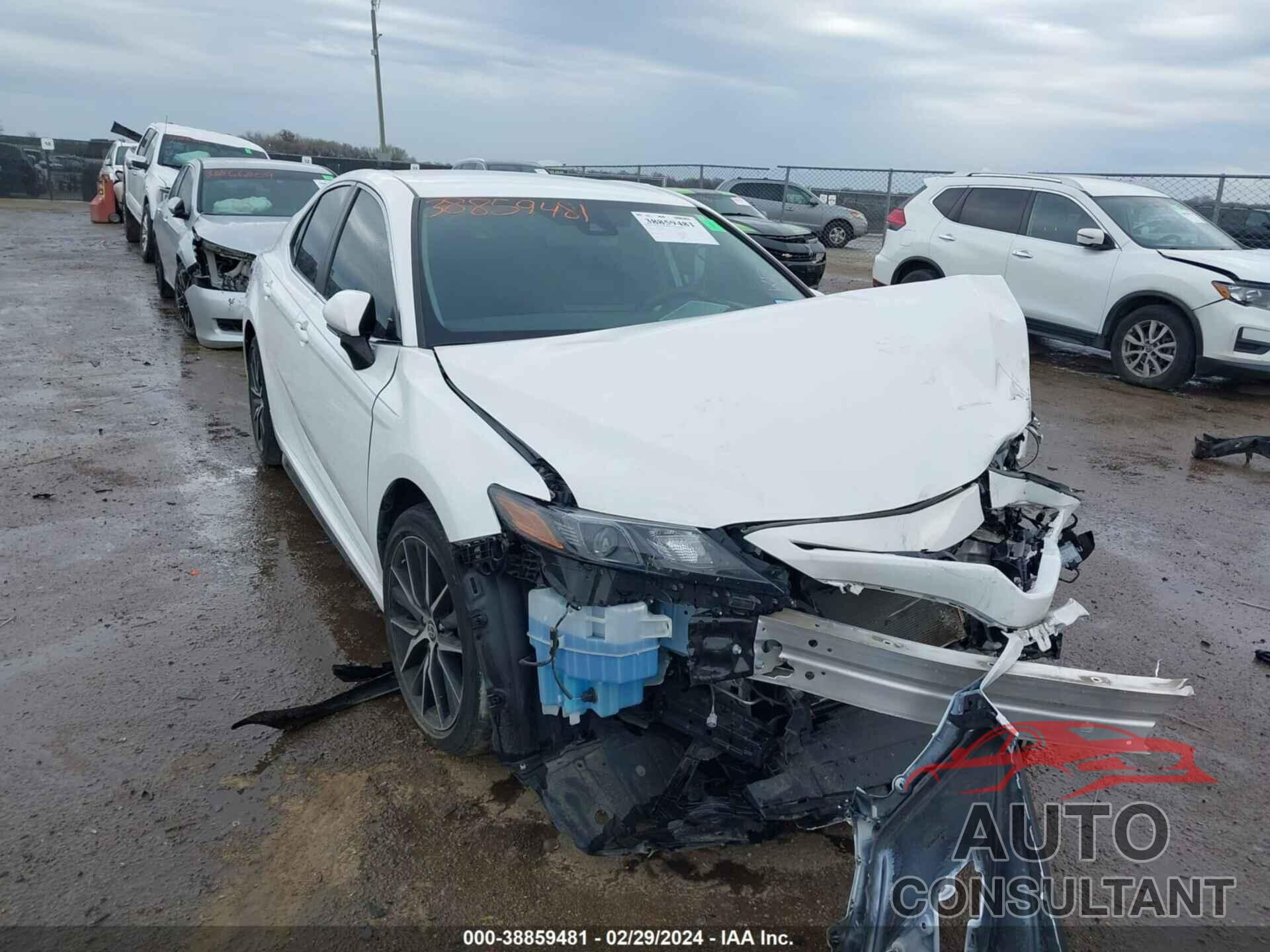 TOYOTA CAMRY 2022 - 4T1T11AK5NU037072