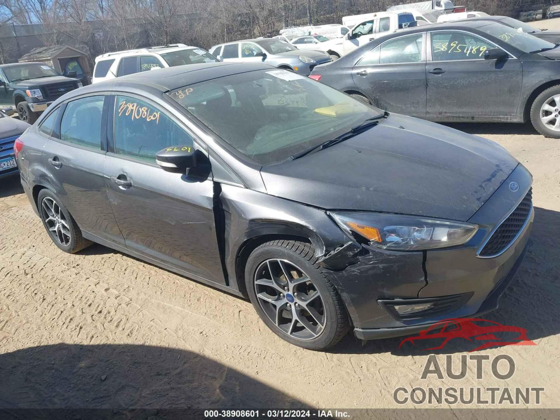 FORD FOCUS 2018 - 1FADP3H24JL322389