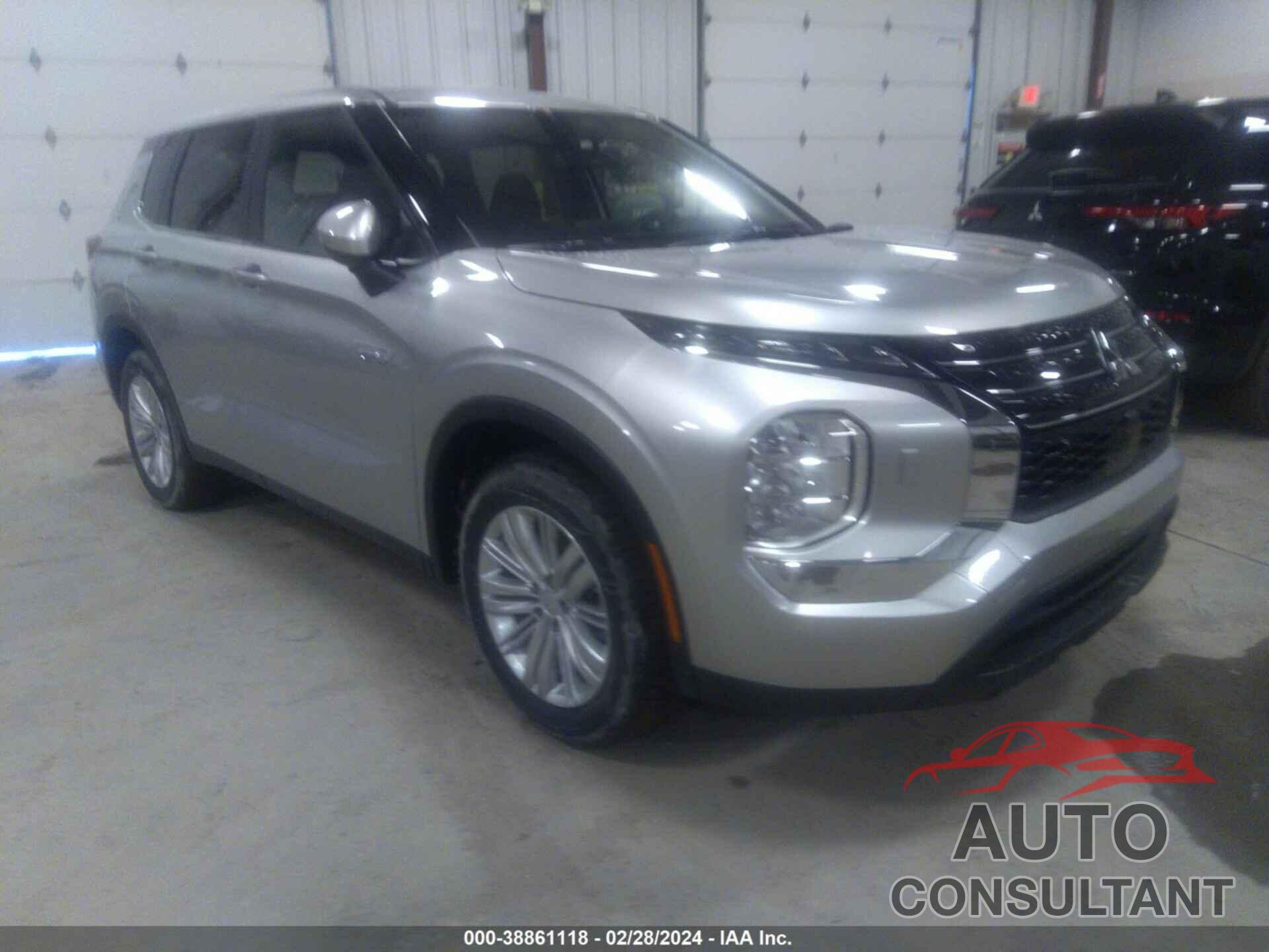 MITSUBISHI OUTLANDER 2024 - JA4T5UA91RZ040495