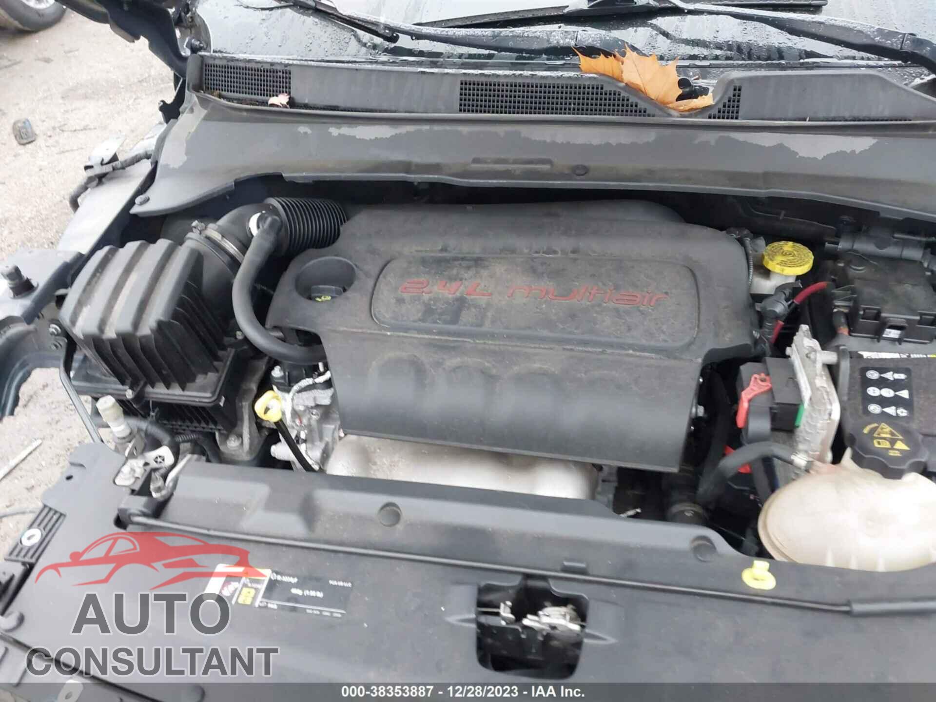 JEEP COMPASS 2018 - 3C4NJDCB2JT290575
