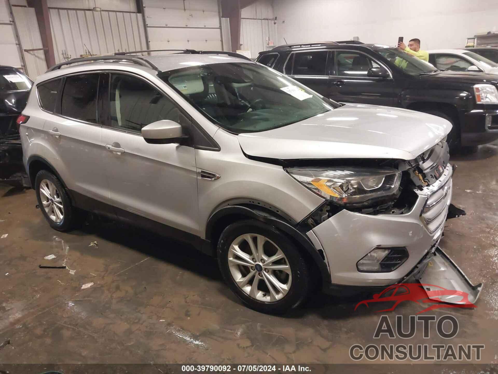 FORD ESCAPE 2019 - 1FMCU9HD0KUB28095