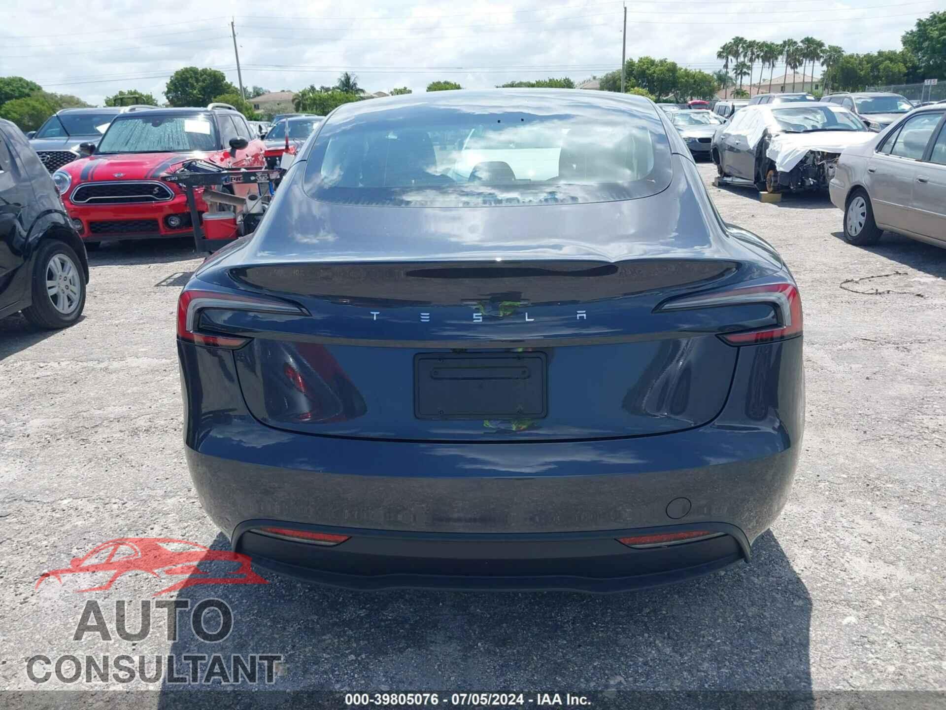 TESLA MODEL 3 2024 - 5YJ3E1EA9RF726413
