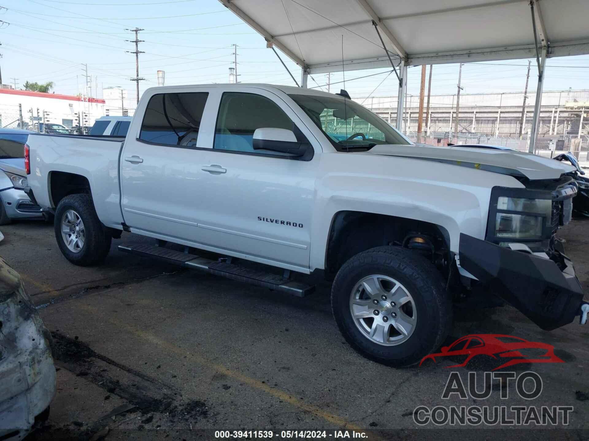 CHEVROLET SILVERADO 1500 2018 - 3GCPCRECXJG566502