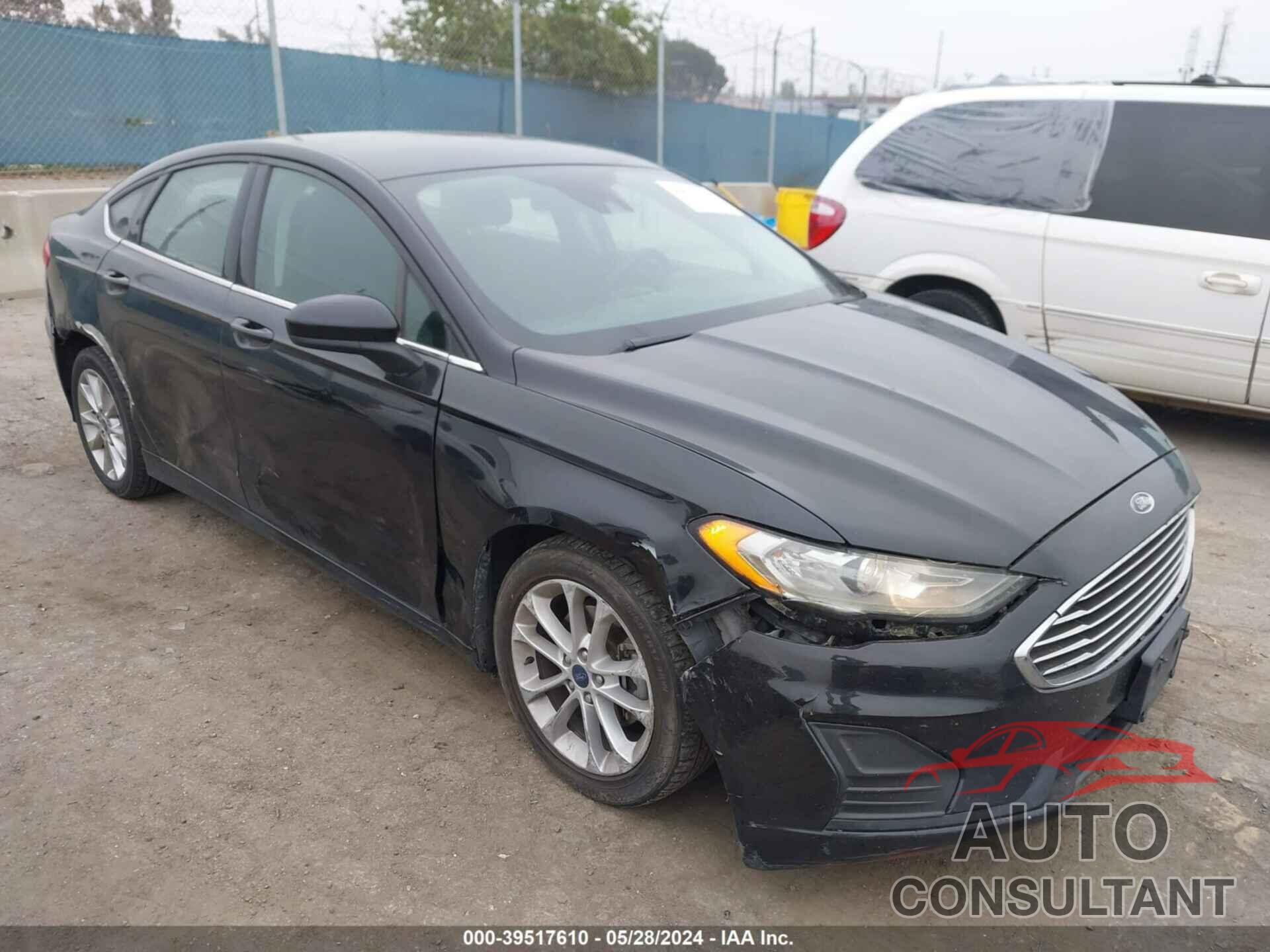 FORD FUSION HYBRID 2019 - 3FA6P0LU2KR134375