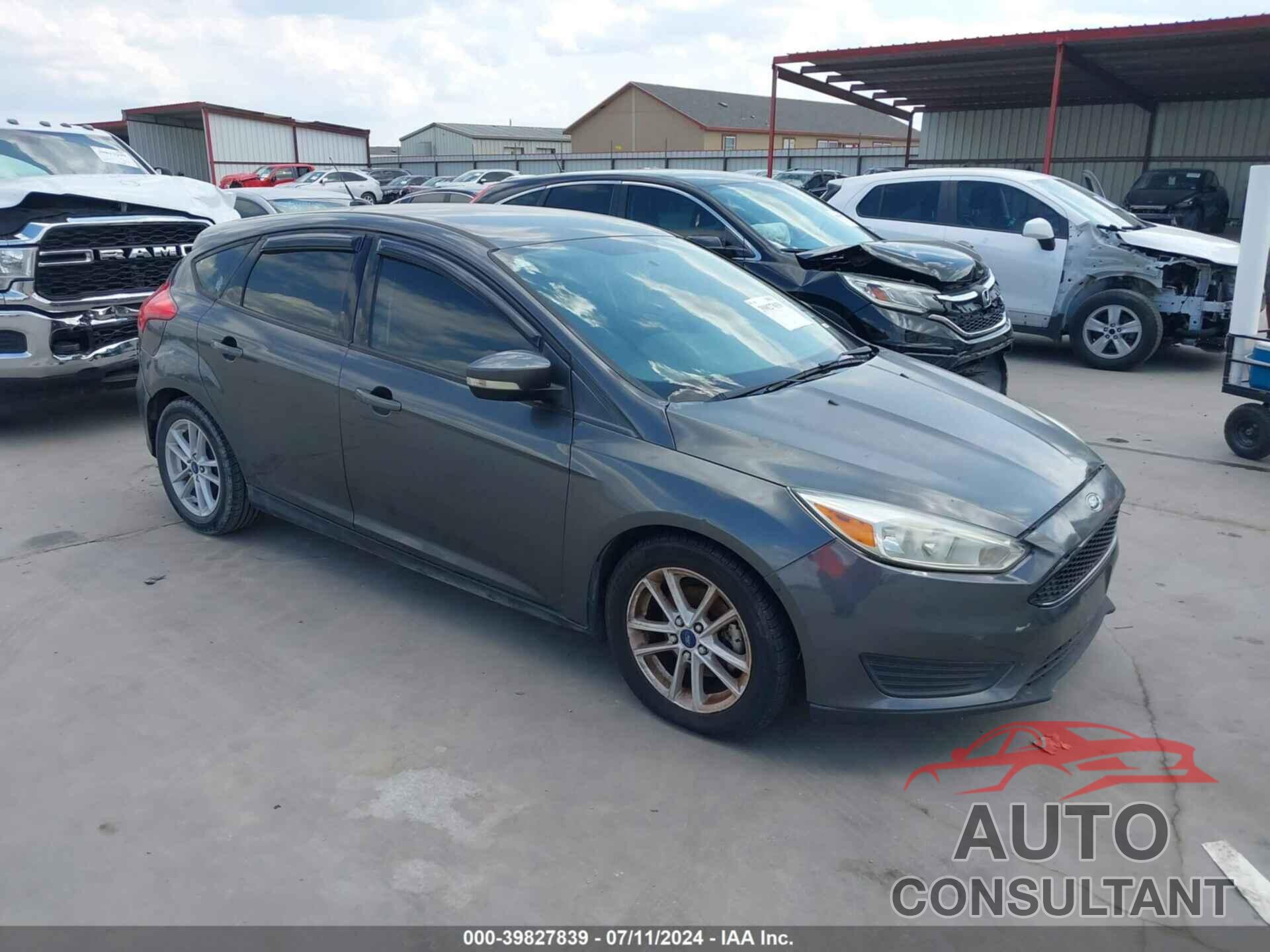 FORD FOCUS 2017 - 1FADP3K23HL314206