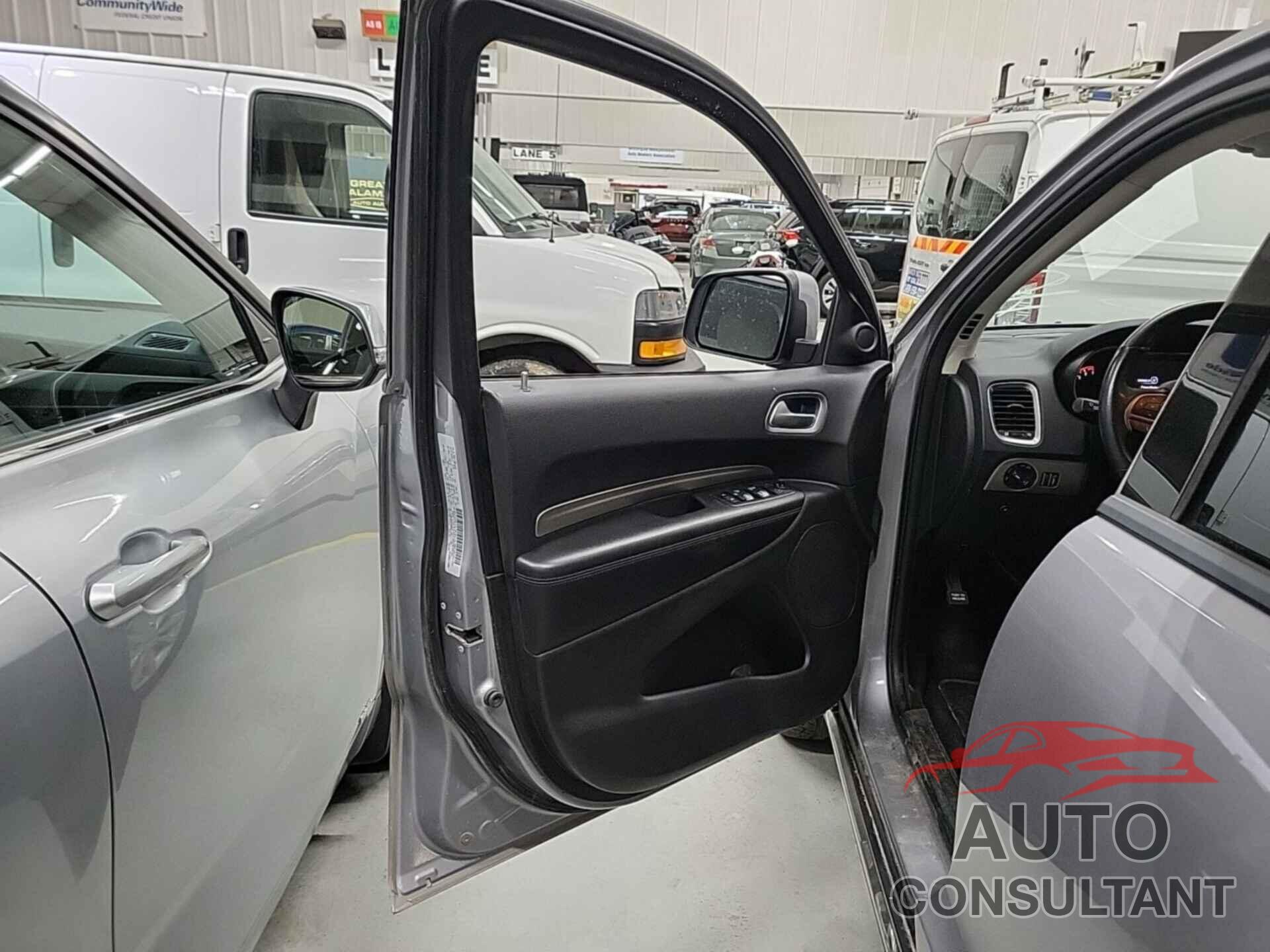 DODGE DURANGO 2019 - 1C4RDJAG2KC683821