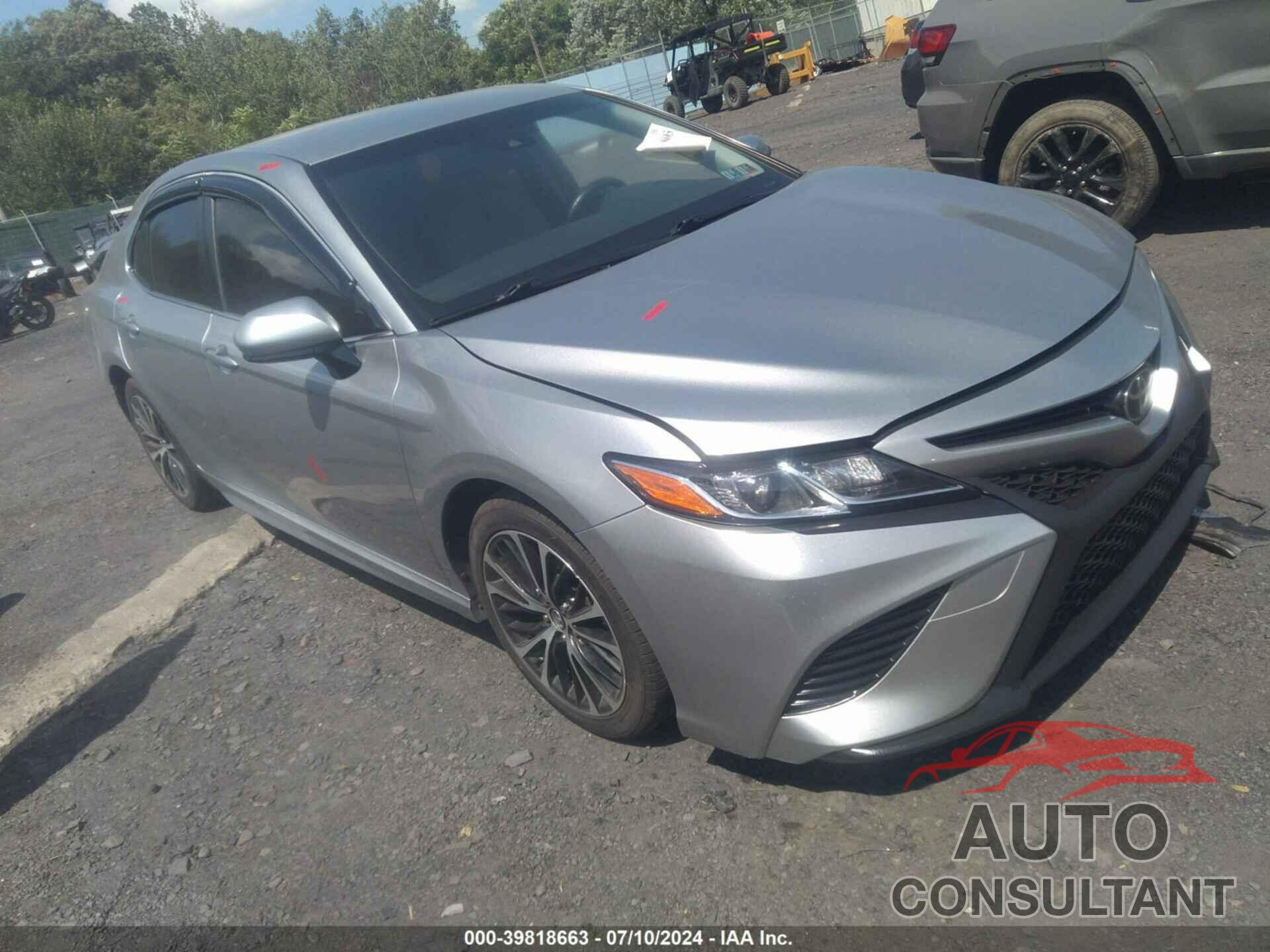 TOYOTA CAMRY 2018 - JTNB11HK4J3021270