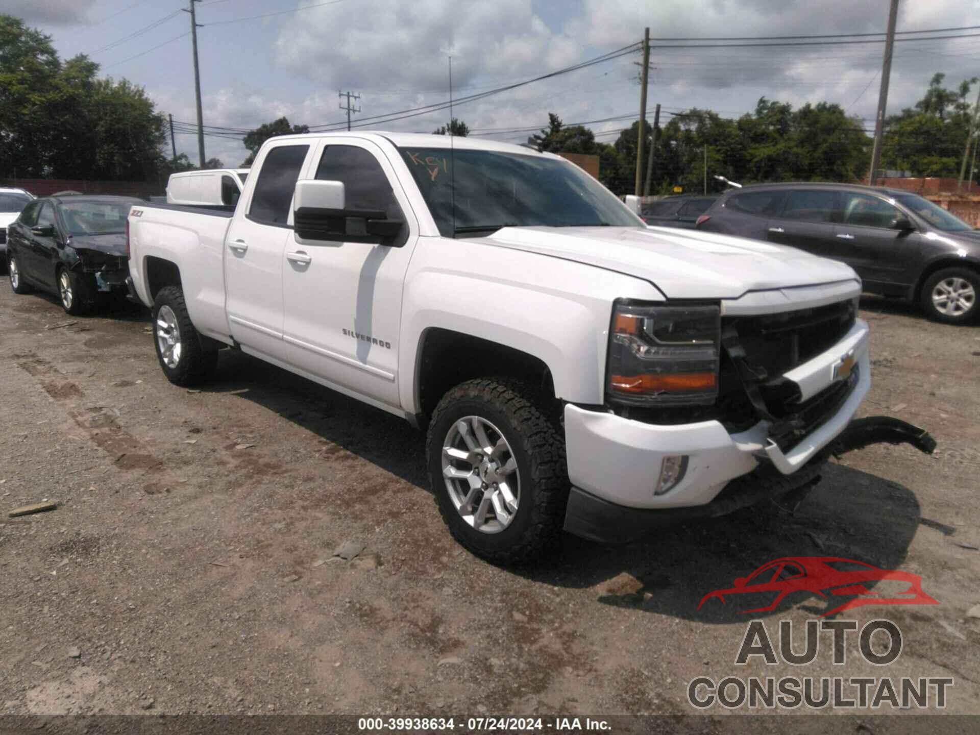 CHEVROLET SILVERADO 1500 2016 - 1GCVKREC7GZ145646