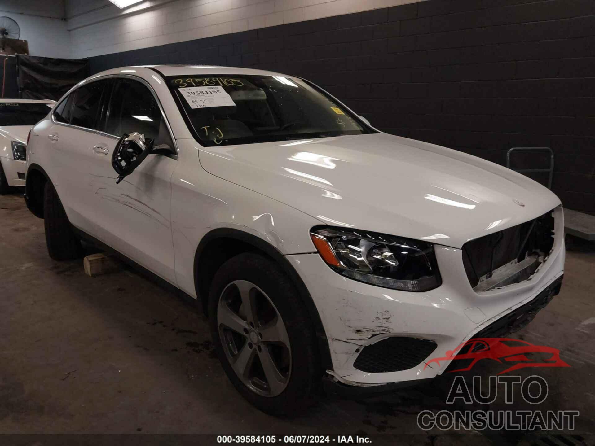 MERCEDES-BENZ GLC 300 COUPE 2017 - WDC0J4KB1HF154447