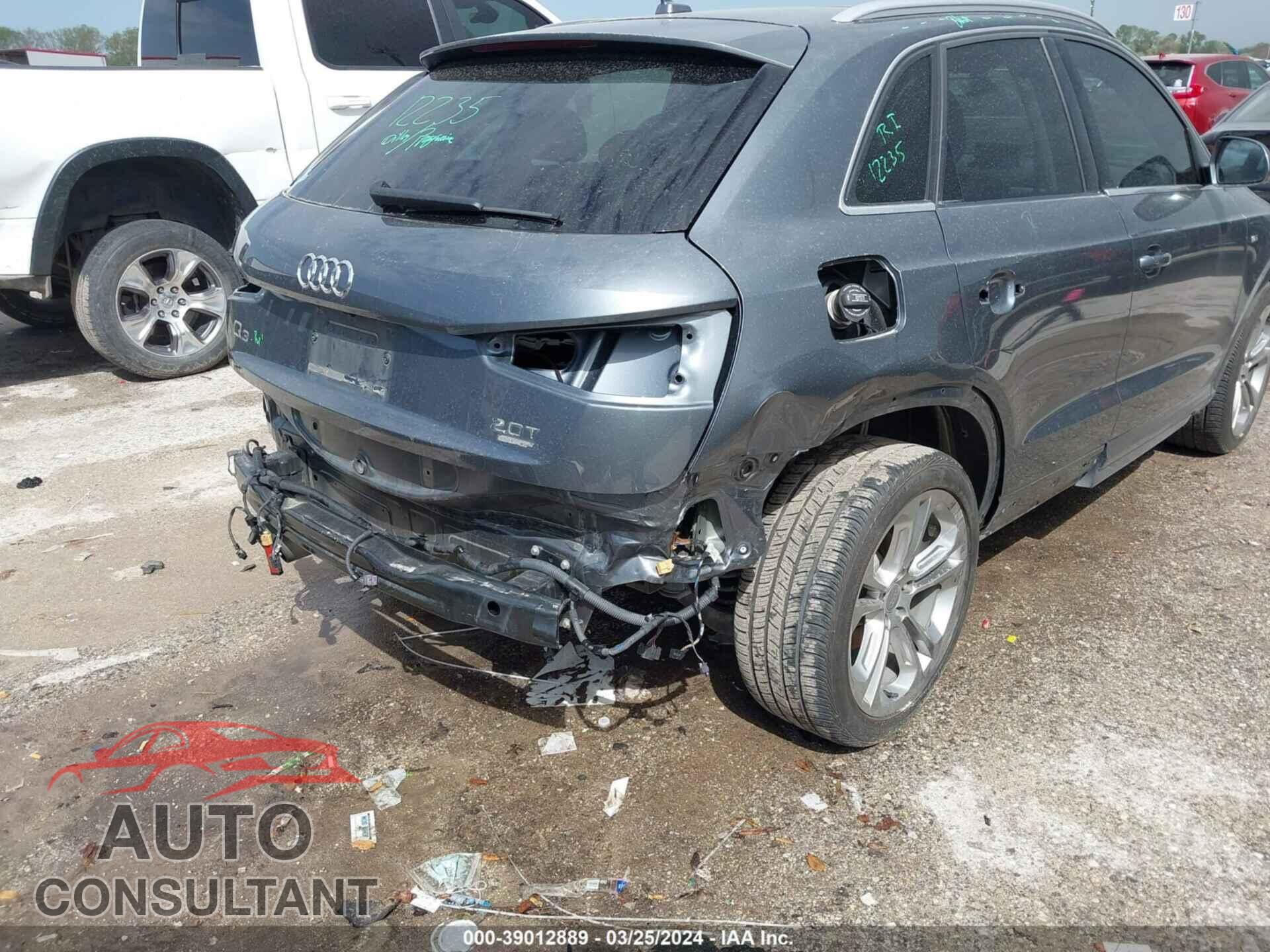 AUDI Q3 2017 - WA1GCCFS2HR013169