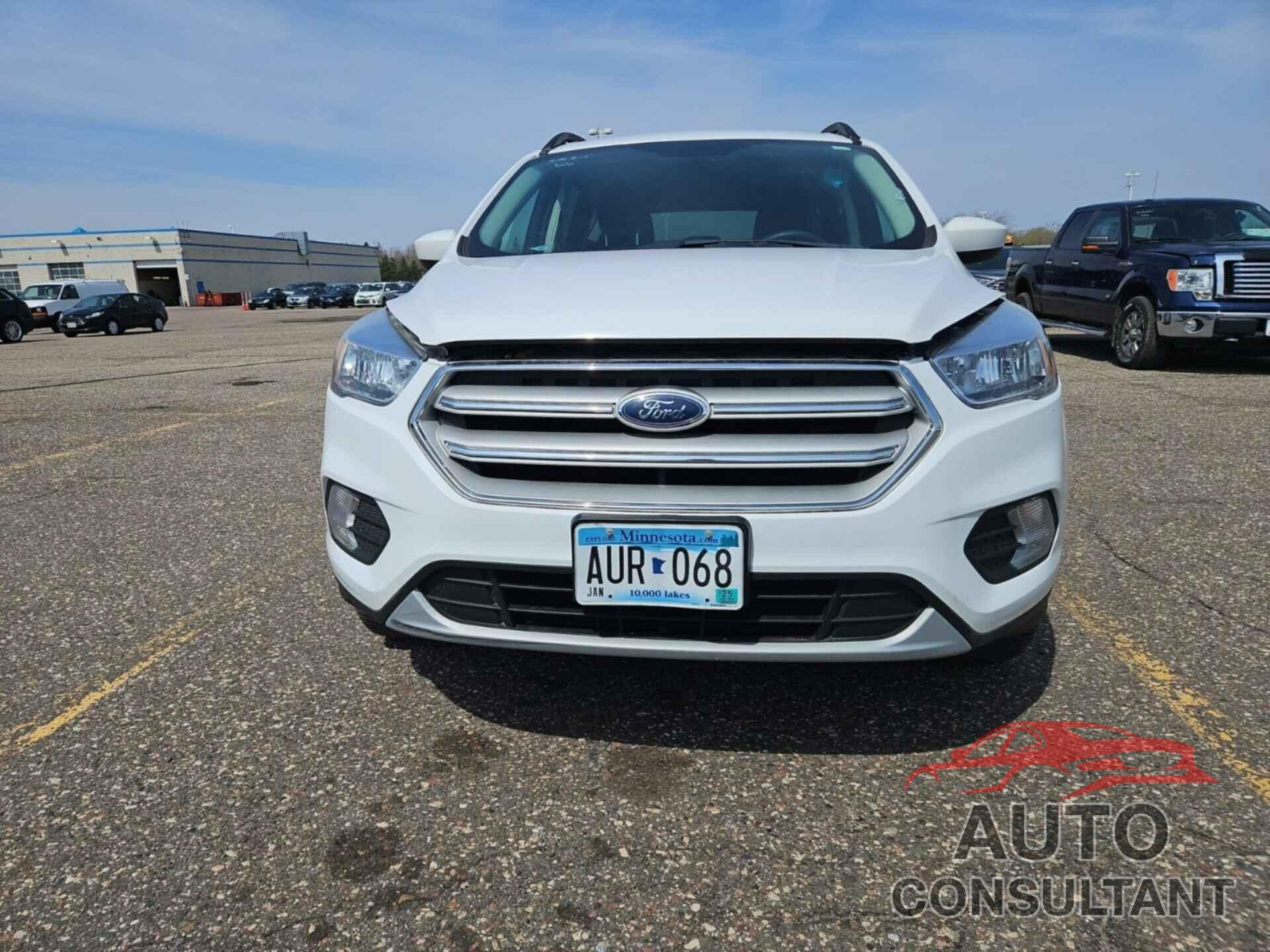 FORD ESCAPE 2018 - 1FMCU9GD3JUB47014