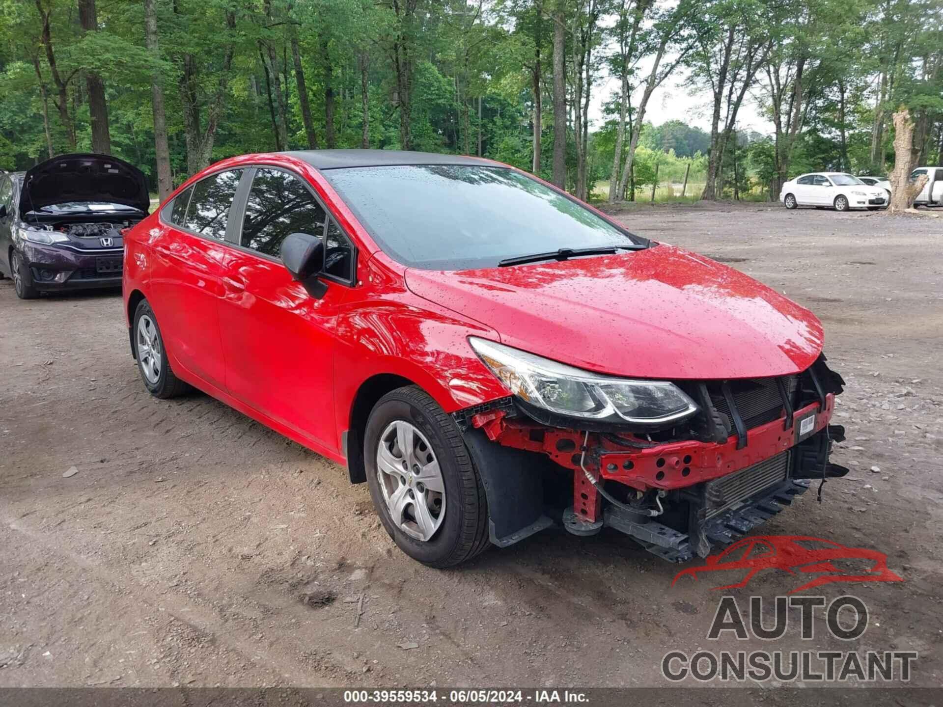 CHEVROLET CRUZE 2018 - 1G1BC5SMXJ7224018