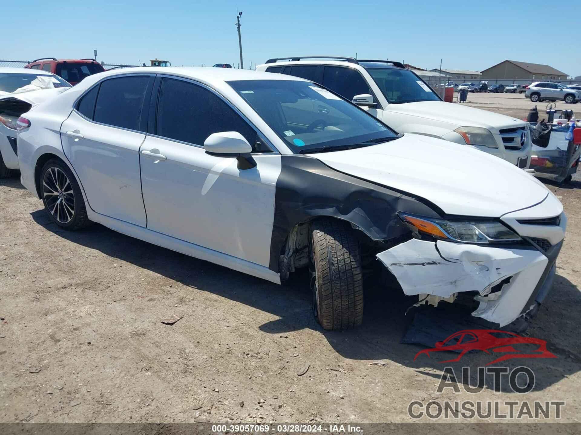 TOYOTA CAMRY 2020 - 4T1G11AK2LU915104