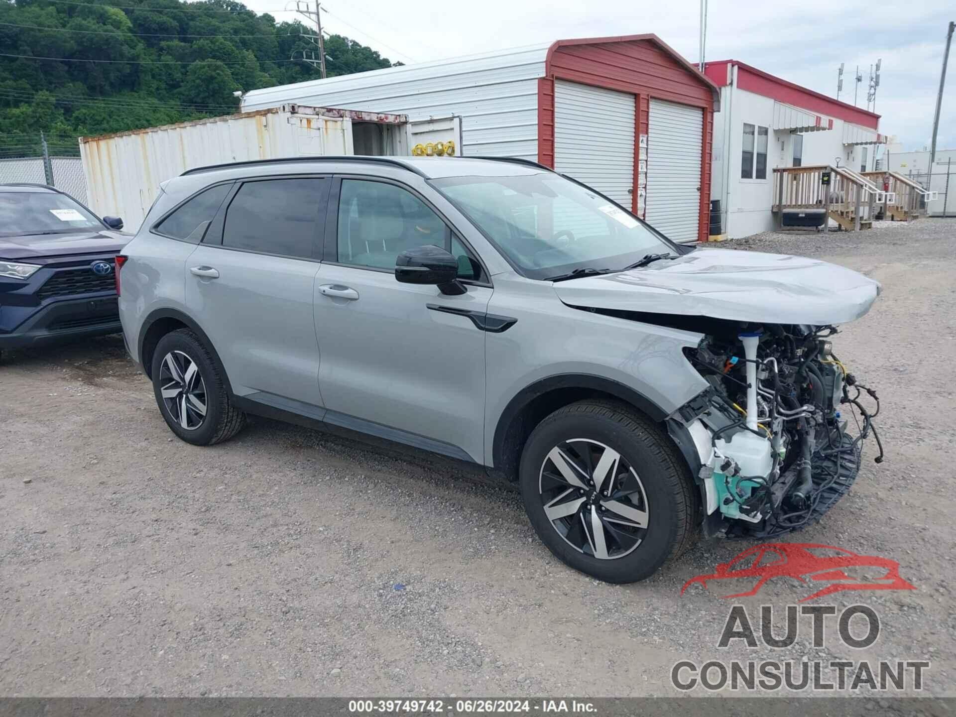 KIA SORENTO 2023 - 5XYRH4LF7PG230002