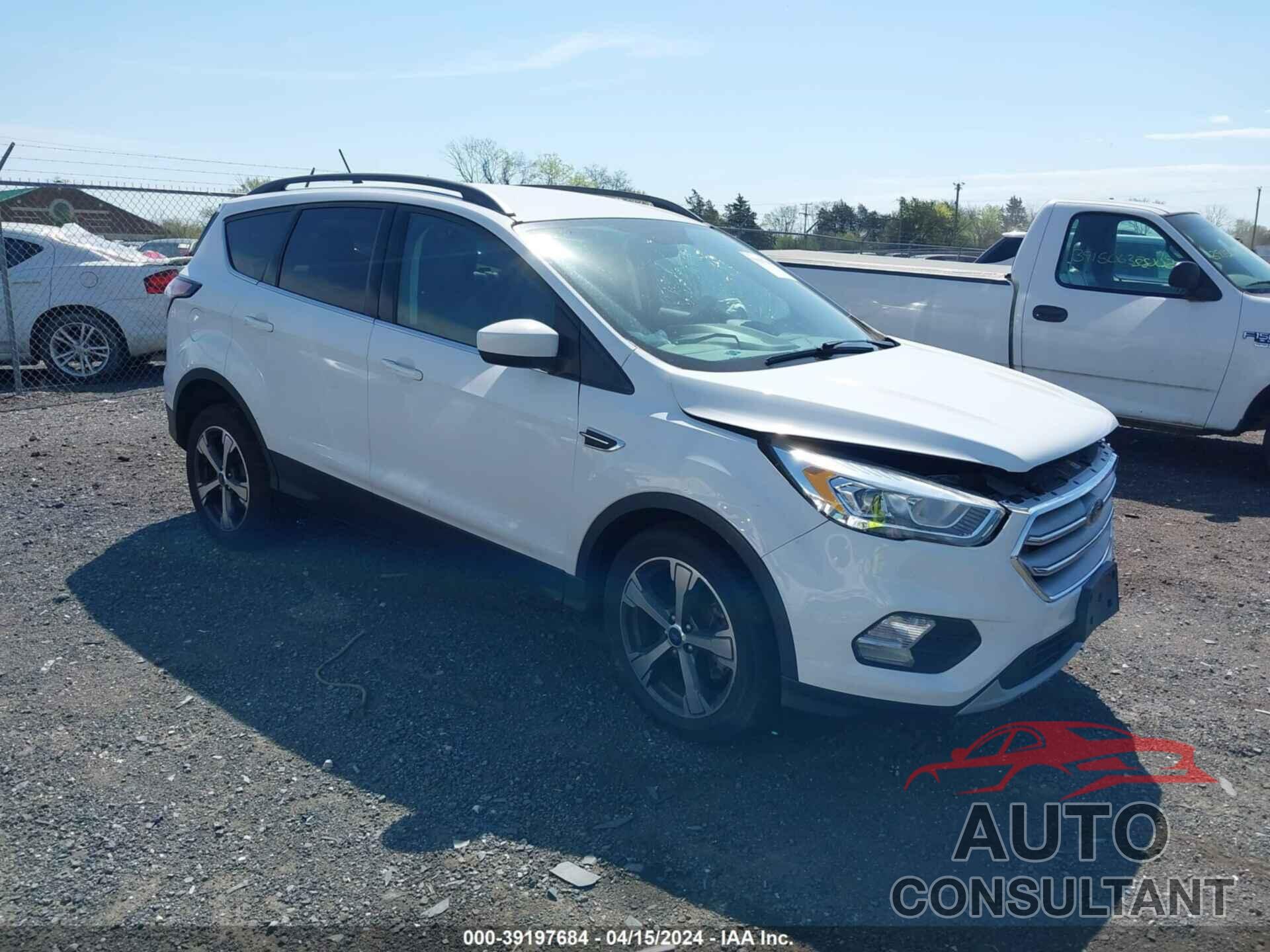 FORD ESCAPE 2018 - 1FMCU9HD9JUB40194