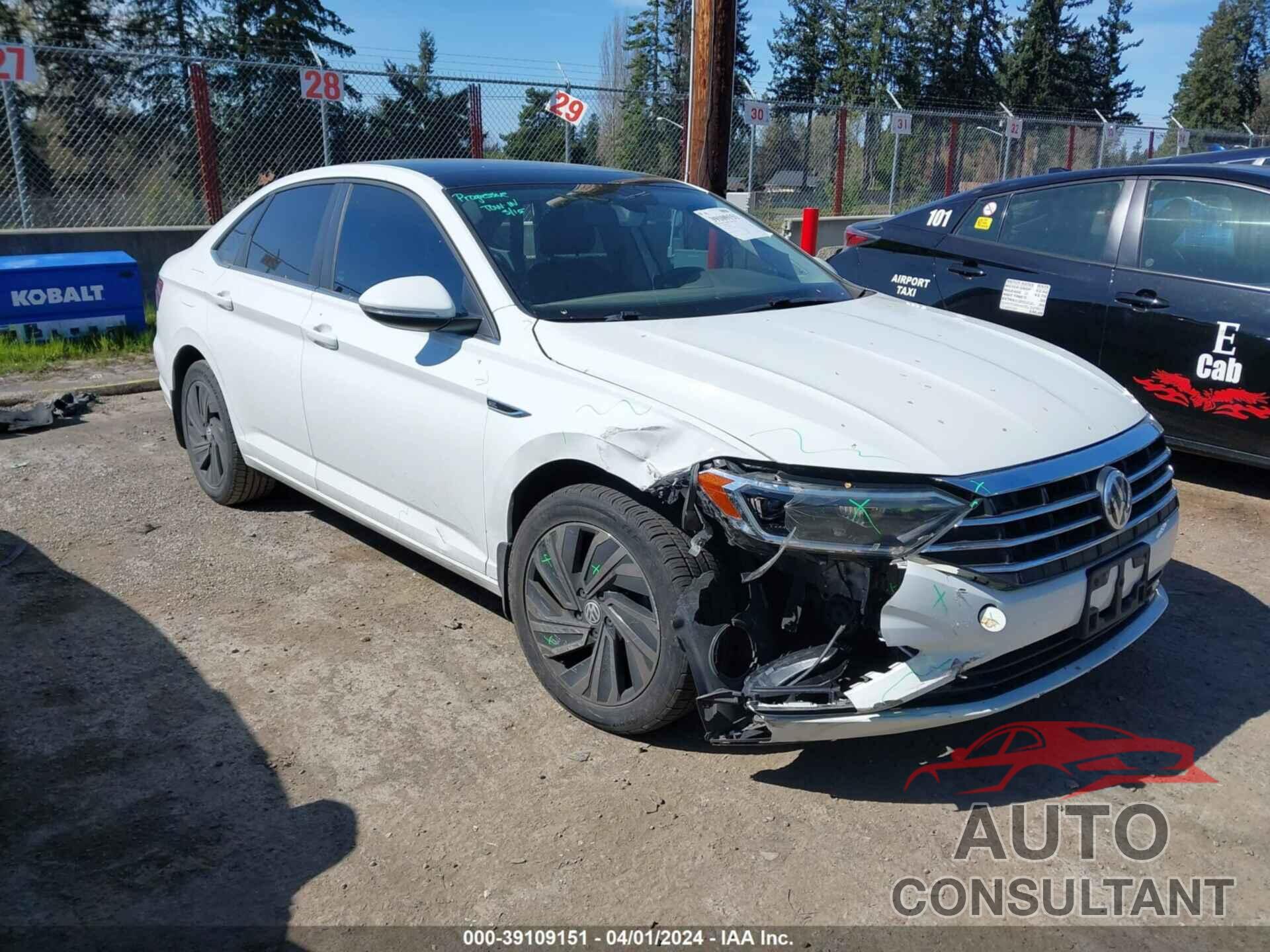 VOLKSWAGEN JETTA 2019 - 3VWG57BUXKM002568