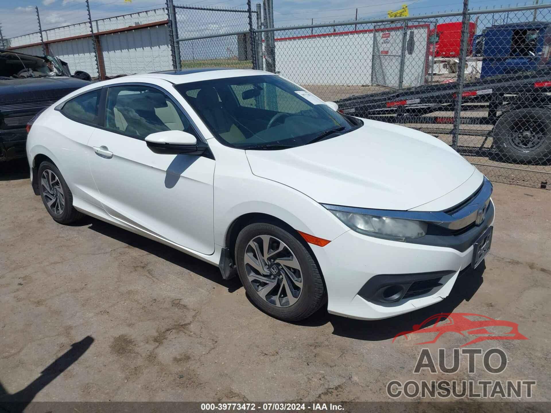 HONDA CIVIC 2018 - 2HGFC4B05JH300735